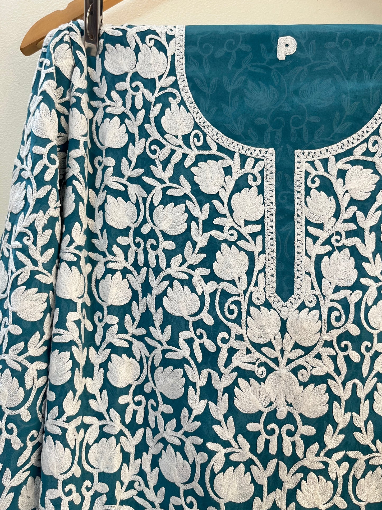 Georgette Front Back Jaal Kashmiri Semi Stitched Kurta