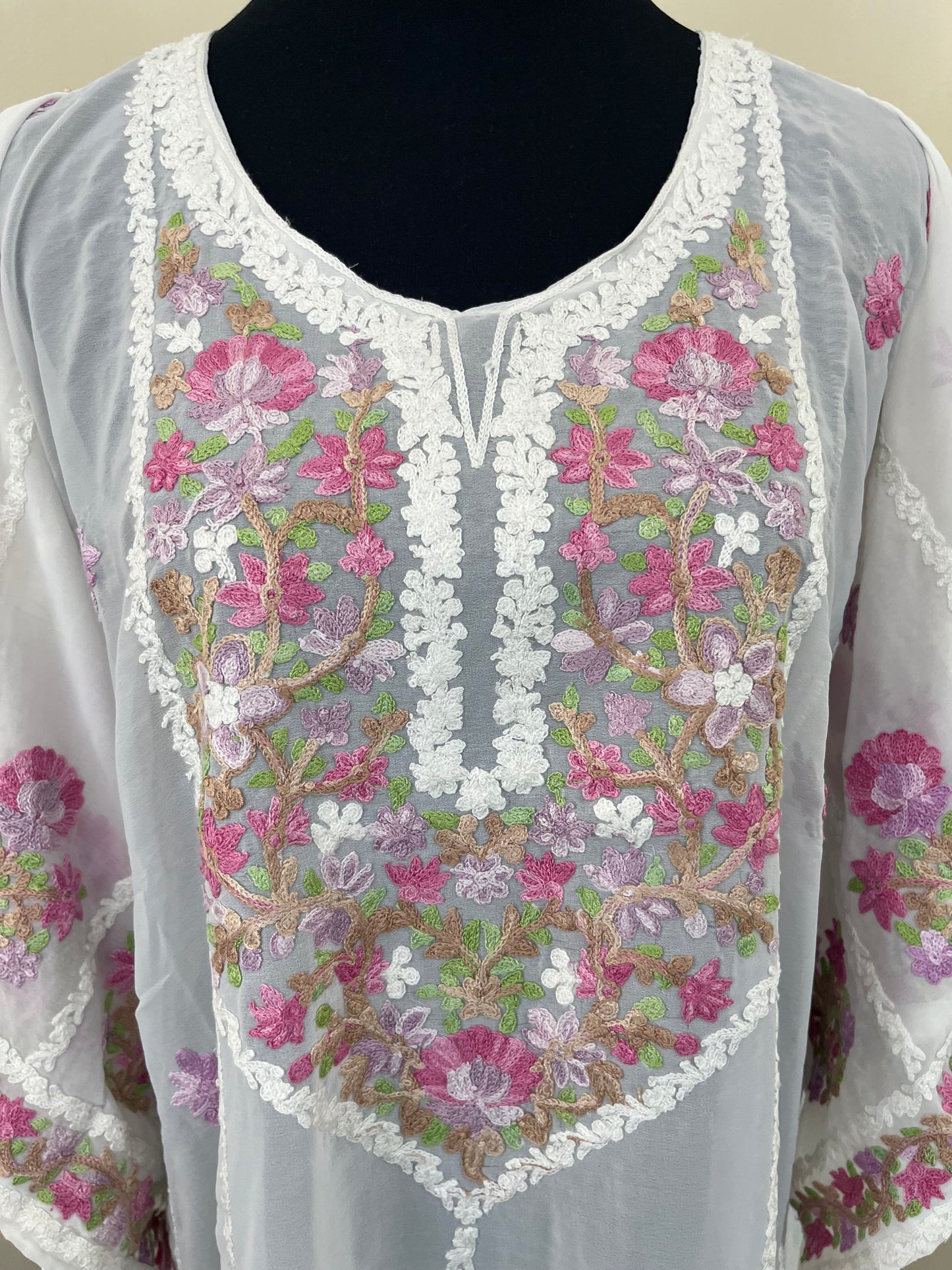 Off White Georgette All over Work Aari Embroidered Unstitched Kurta