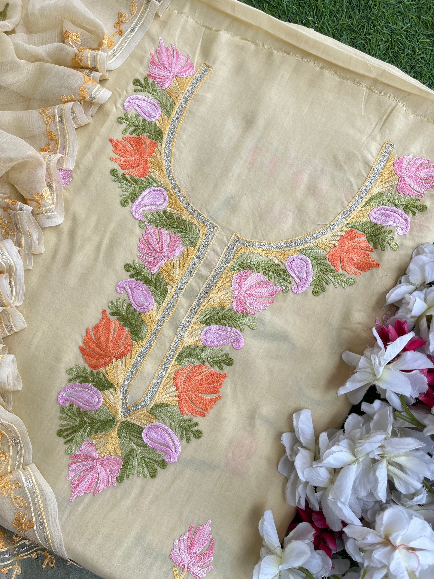 Beige Muslin Cotton Jaal Sleeves Kashmiri 3pc Suit