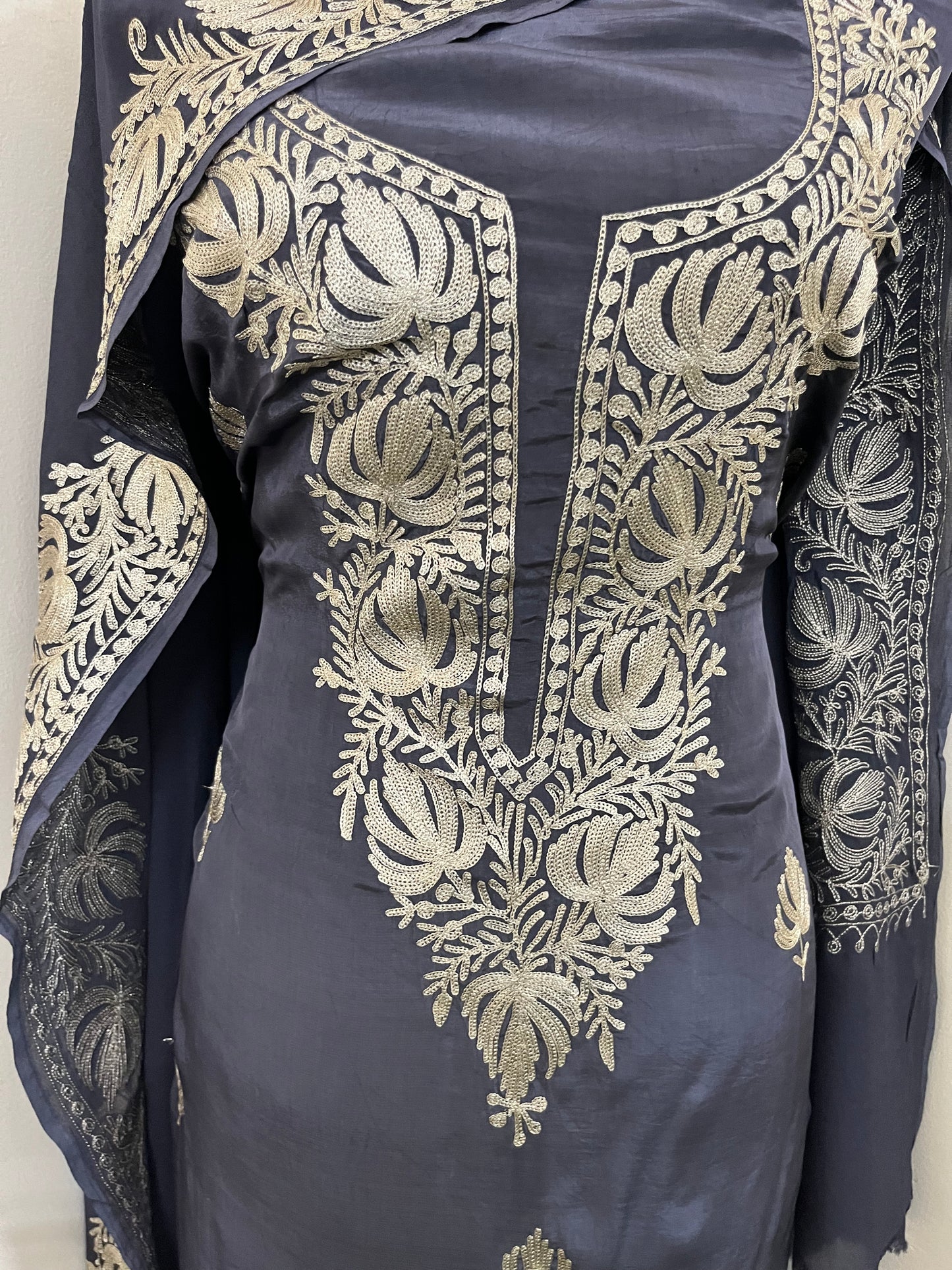 Kalaa’ Steel Grey Crape Kashmiri Suit