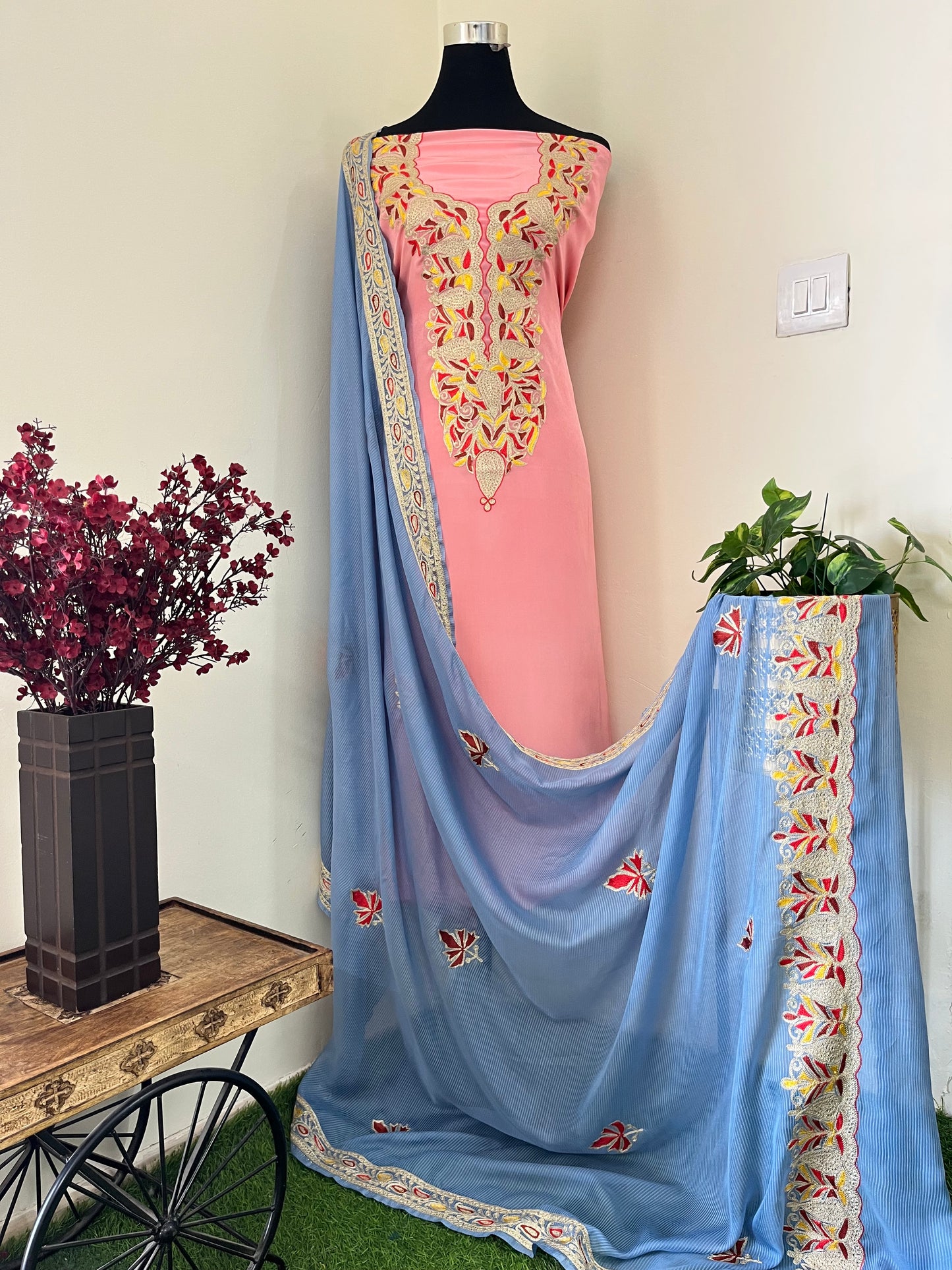 Kalaa’ Soft Pink Crape Kashmiri Suit
