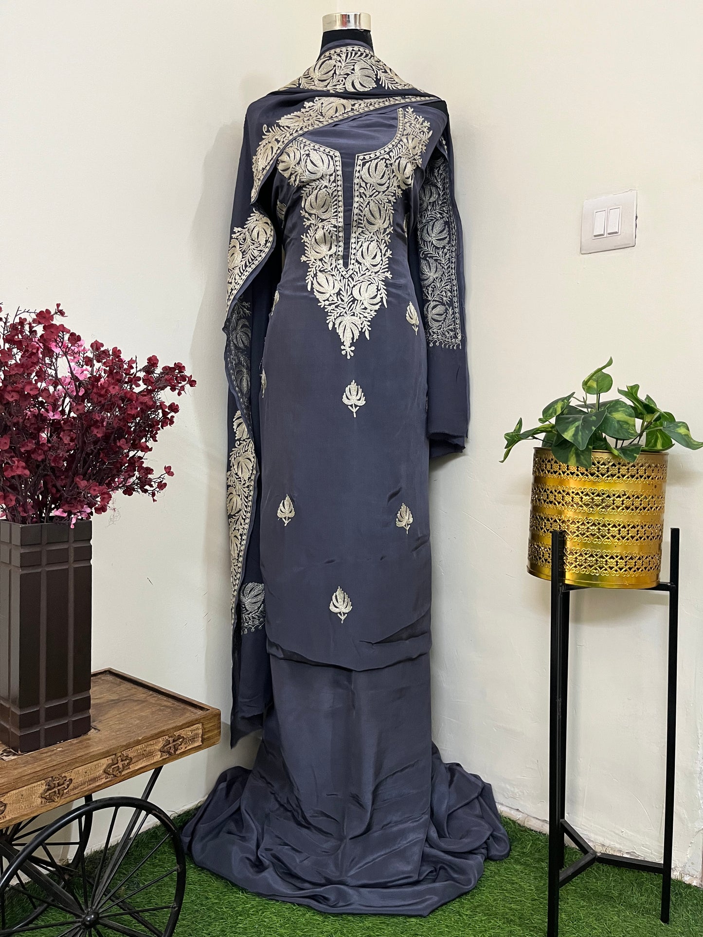 Kalaa’ Steel Grey Crape Kashmiri Suit
