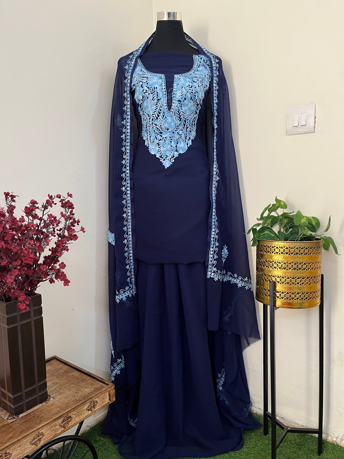 Navy blue Georgette 3 Pc Aari Embroidered Suit Set