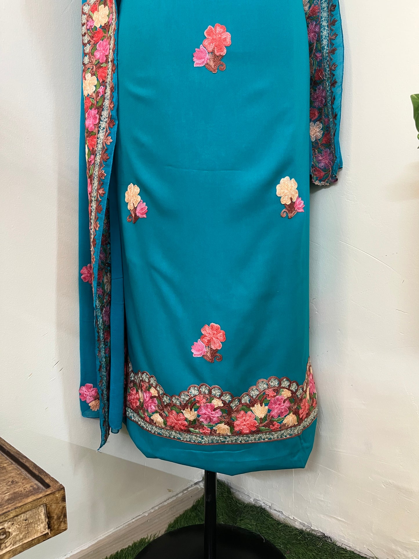Peacock Green Rayon Cotton Kashmiri 3pc set