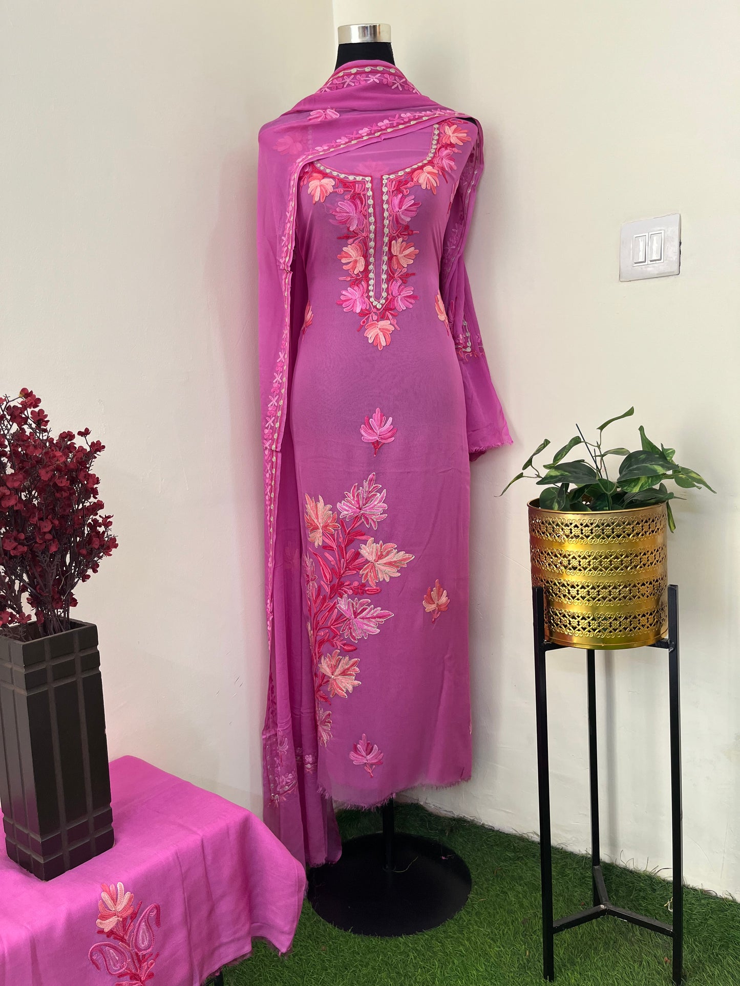 Mauve Pure Georgette Aari Embroidered Suit