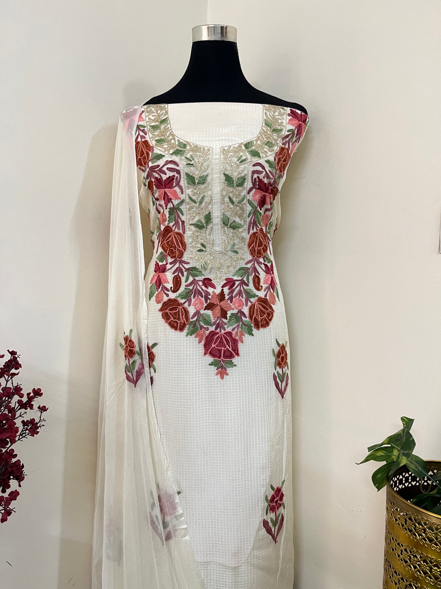 Kalaa’ Ivory Check Satin Cotton Kashmiri Suit