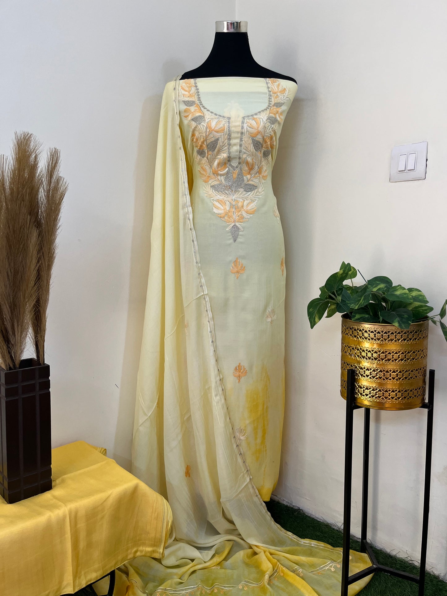 Lemon Yellow Mul Cotton Shibori Work Kashmiri 3pc Suit