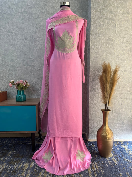 Pink Sanam’ Tilla Kashmiri Silk Suit