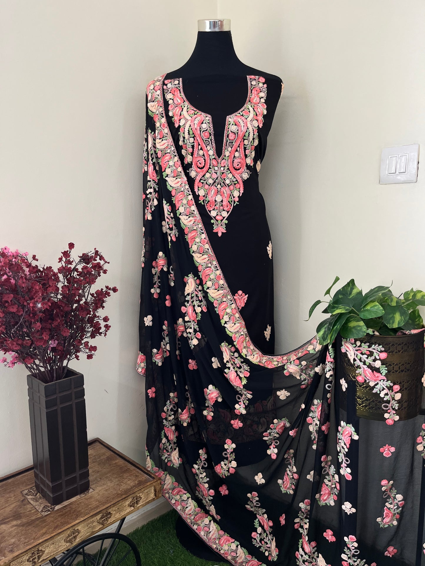 Black Rayon Cotton Kashmiri 3pc set