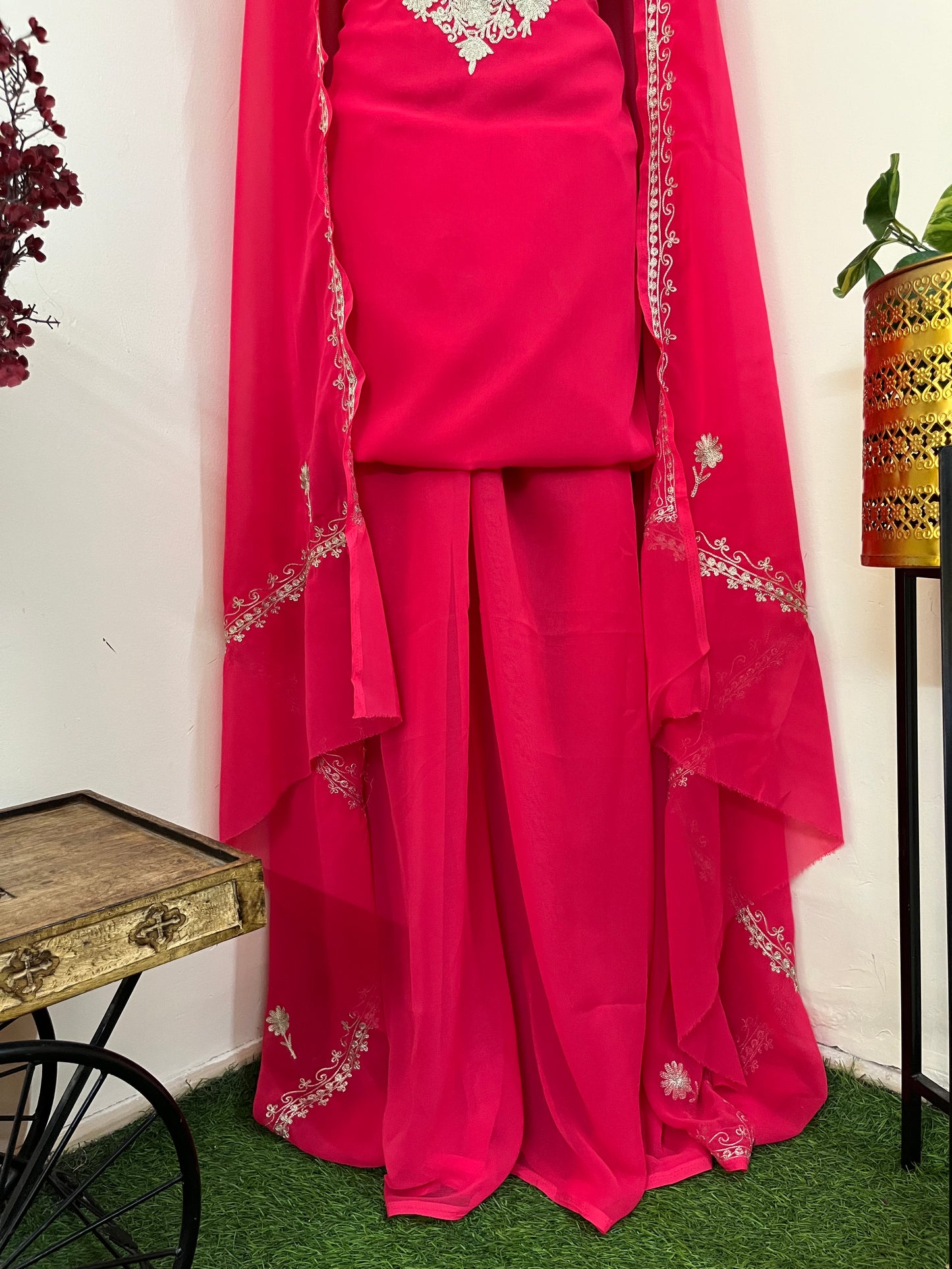 Dark pink Georgette 3pc Kashmiri Tilla Suit