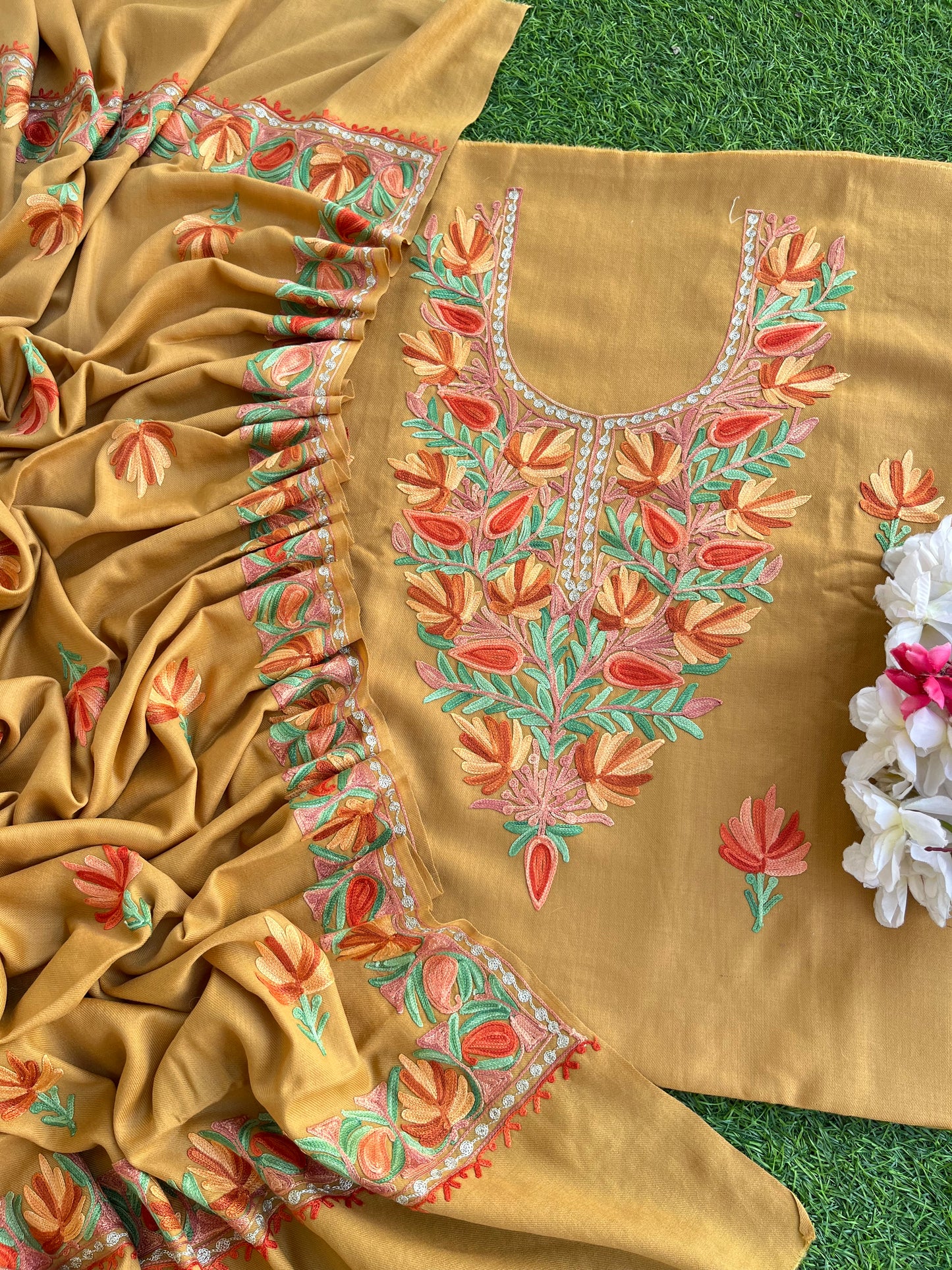 Brown Pure Wool Aari Embroidered 3pc Suit Stole
