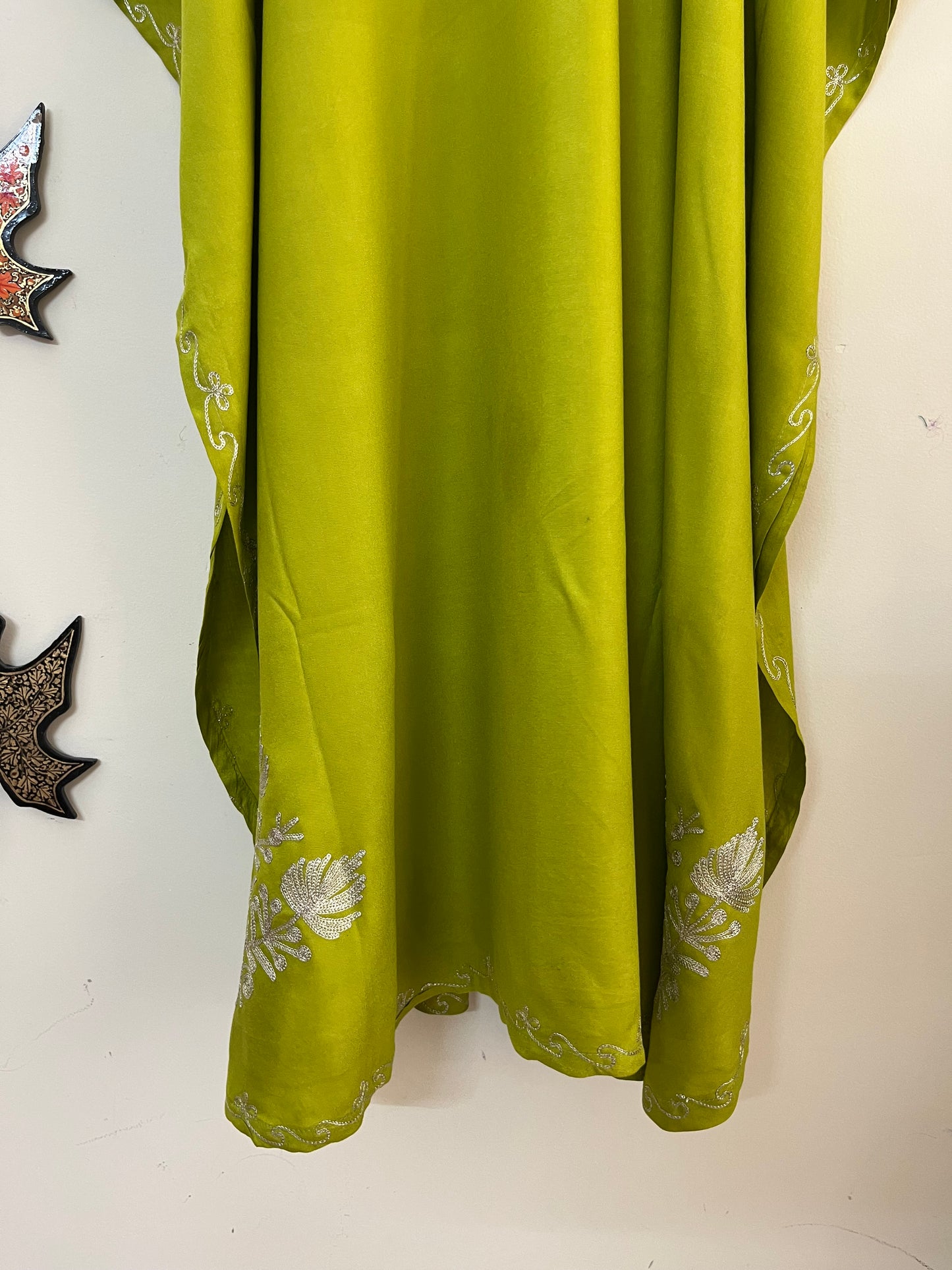 Neon Green Rayon Cotton Kashmiri Tilla Kaftan