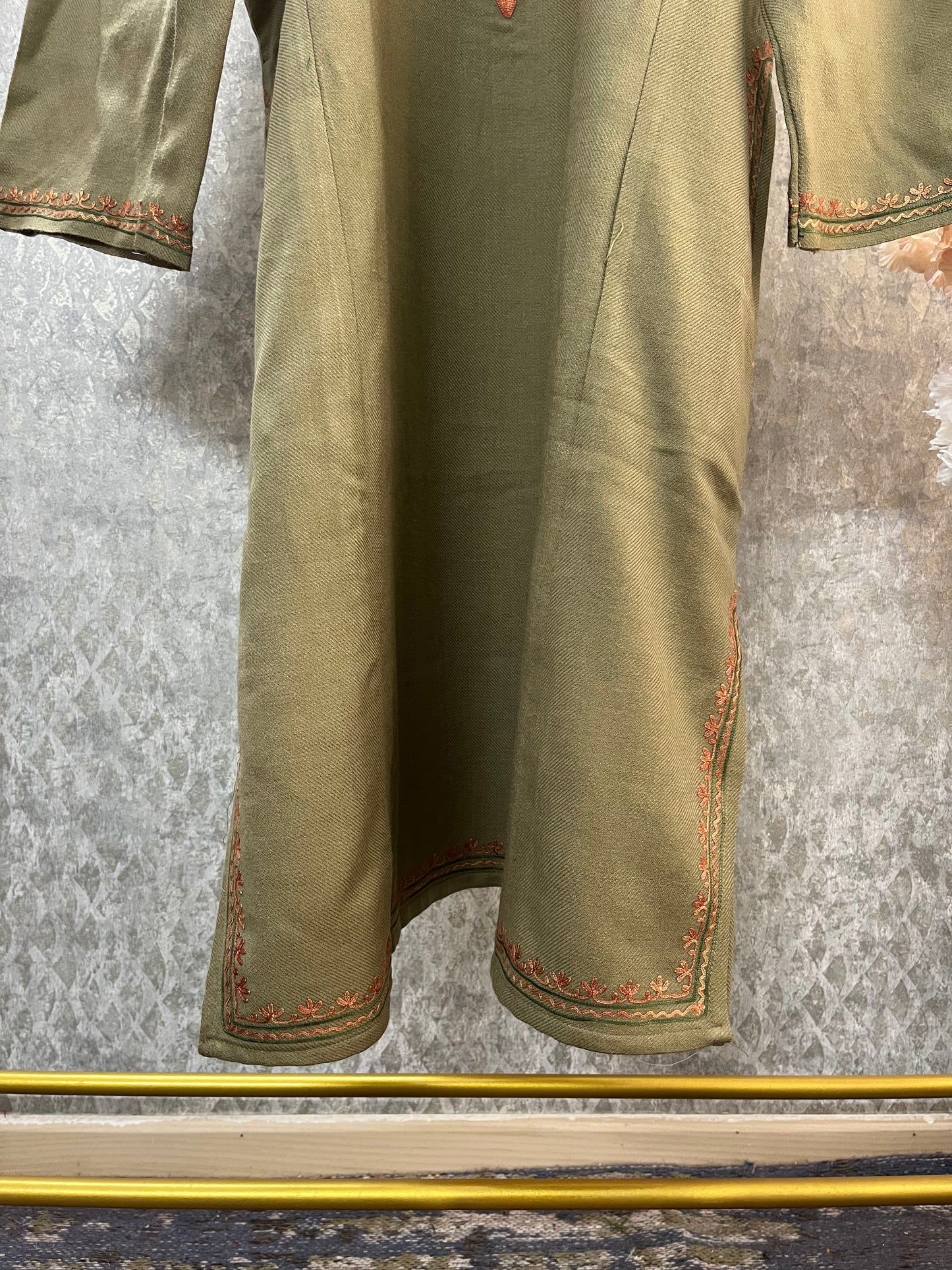 Beige Aari Embroidered Wool Pheran