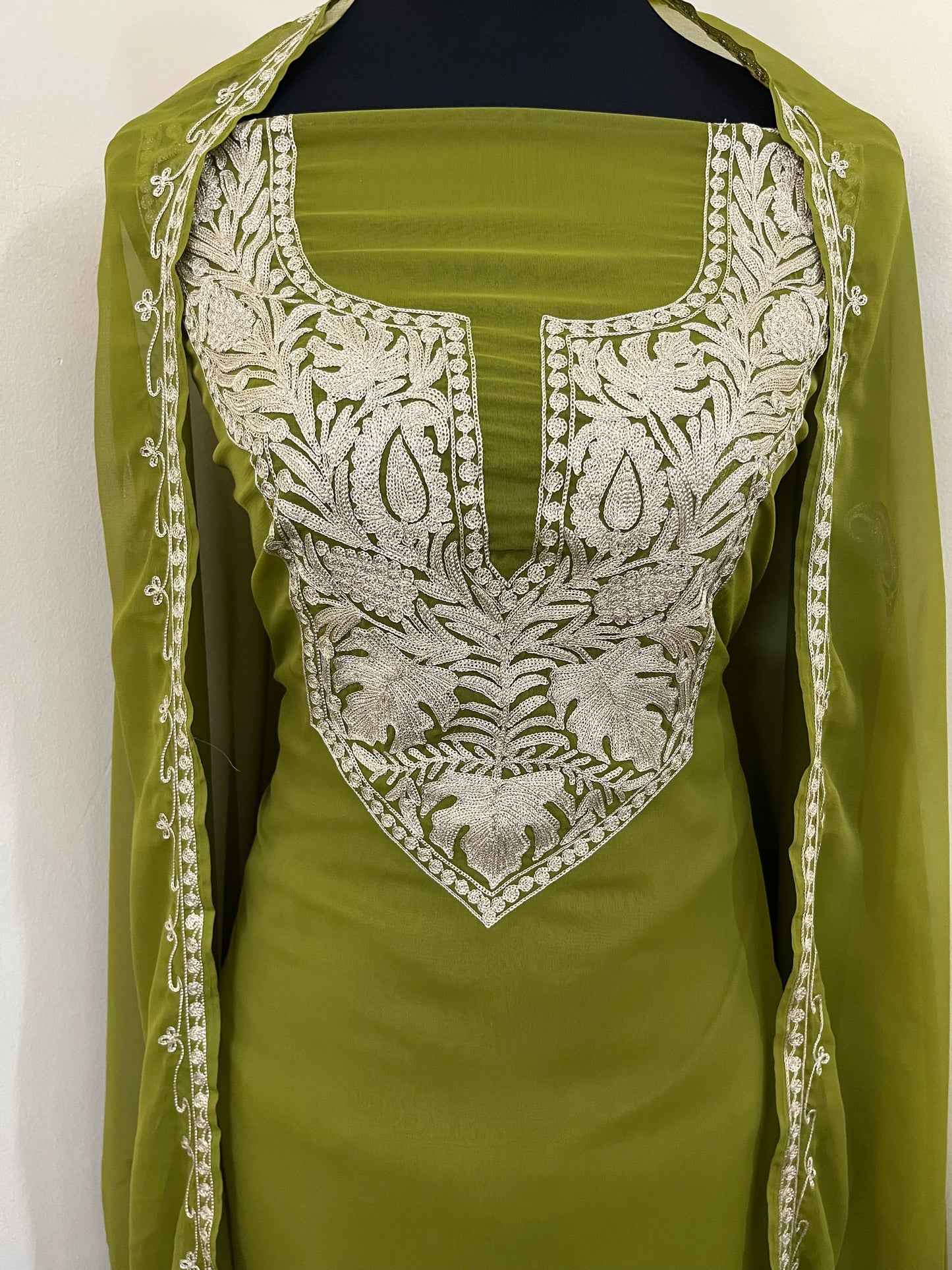 Henna green Georgette 3pc Kashmiri Tilla Suit