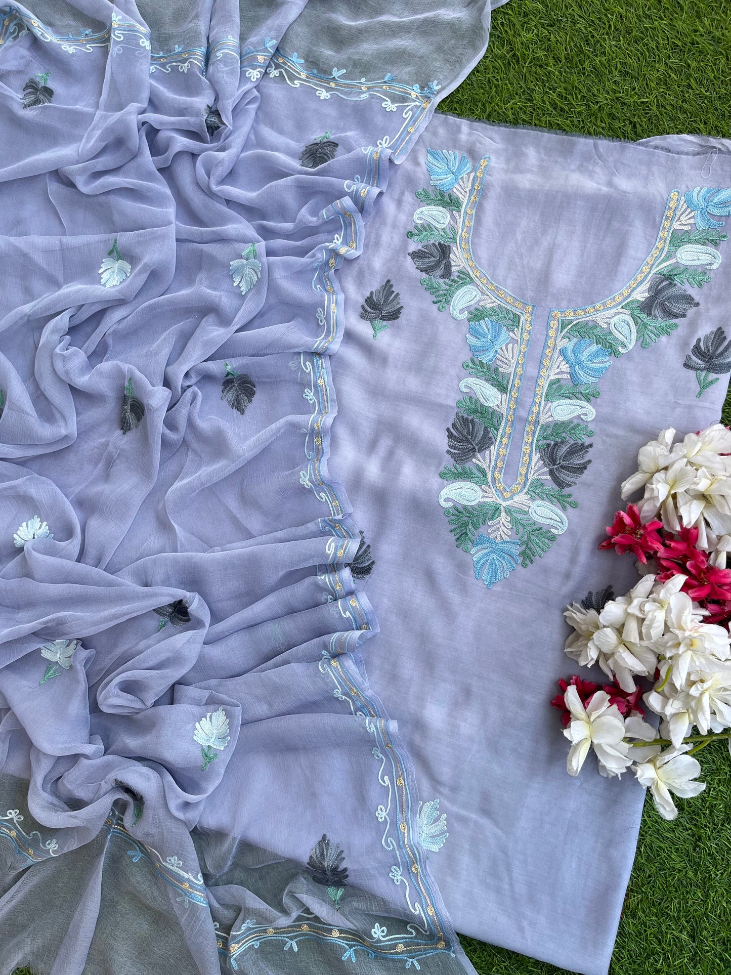 English Grey Muslin Cotton Jaal Sleeves Kashmiri 3pc Suit