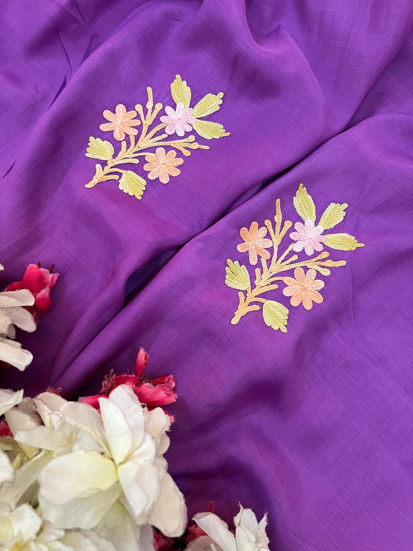 Lilac Muslin Cotton Jaal Sleeves Kashmiri 3pc Suit