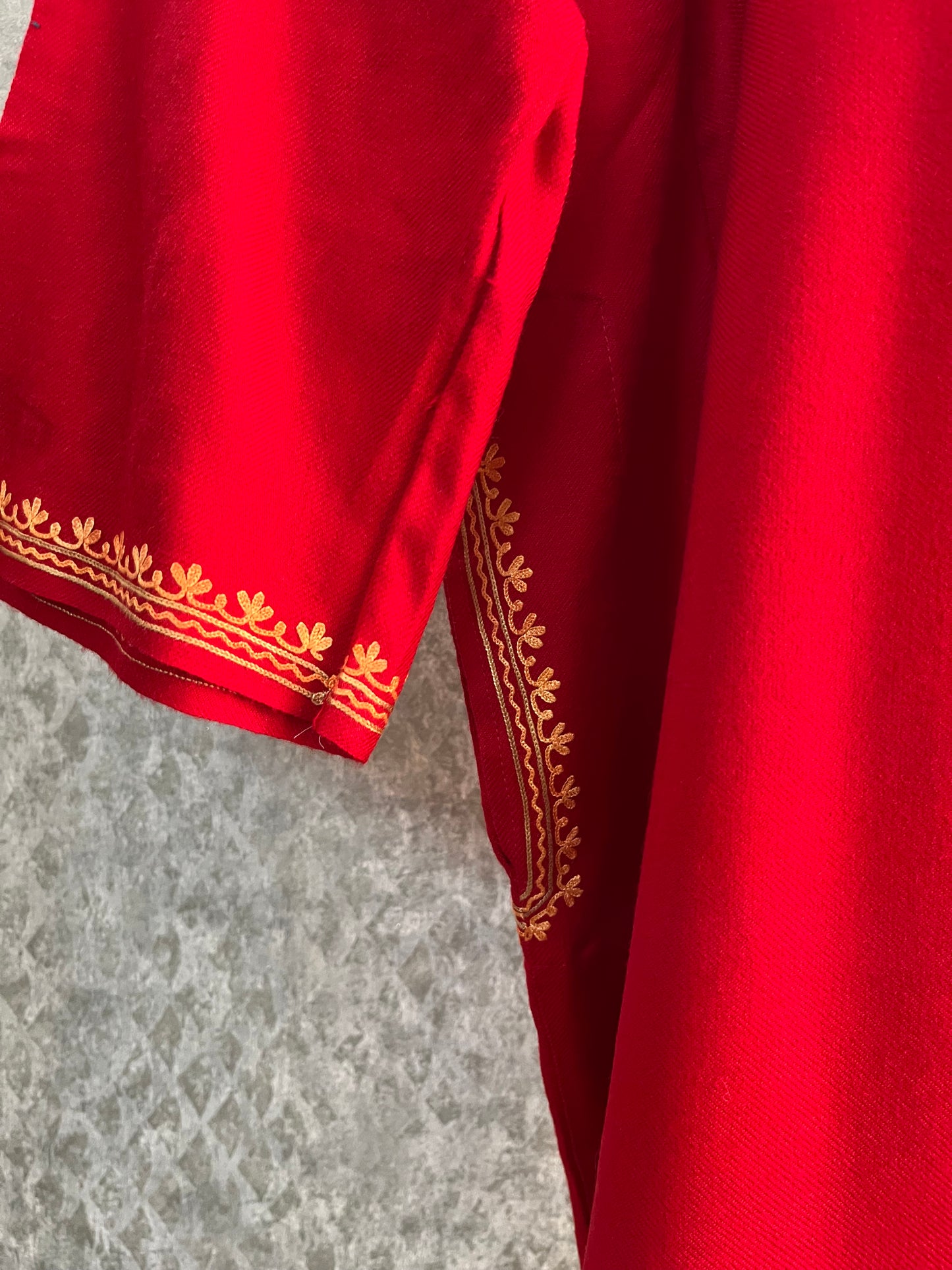 Red Aari Embroidered Wool Pheran