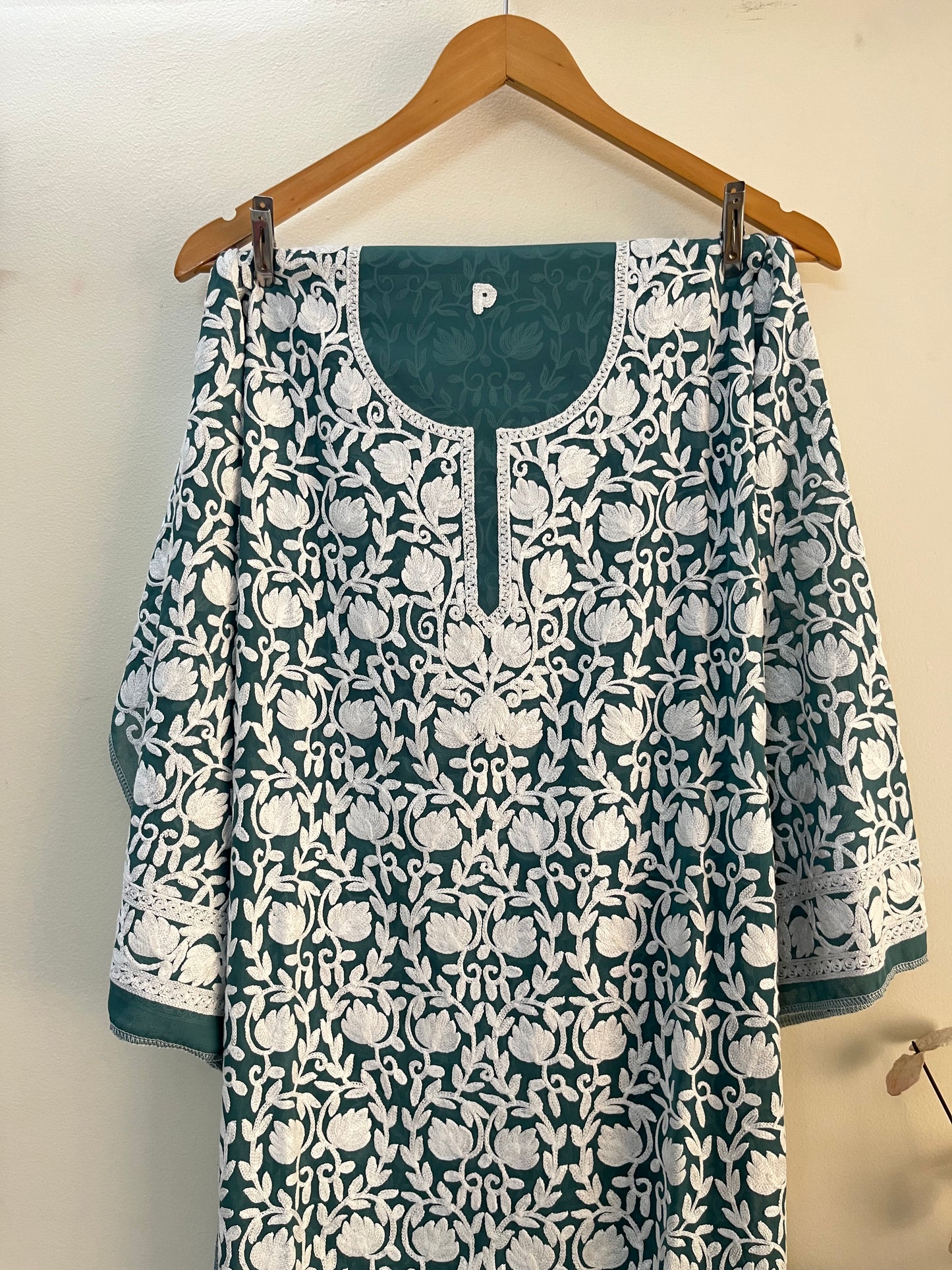 Georgette Front Back Jaal Kashmiri Semi Stitched Kurta