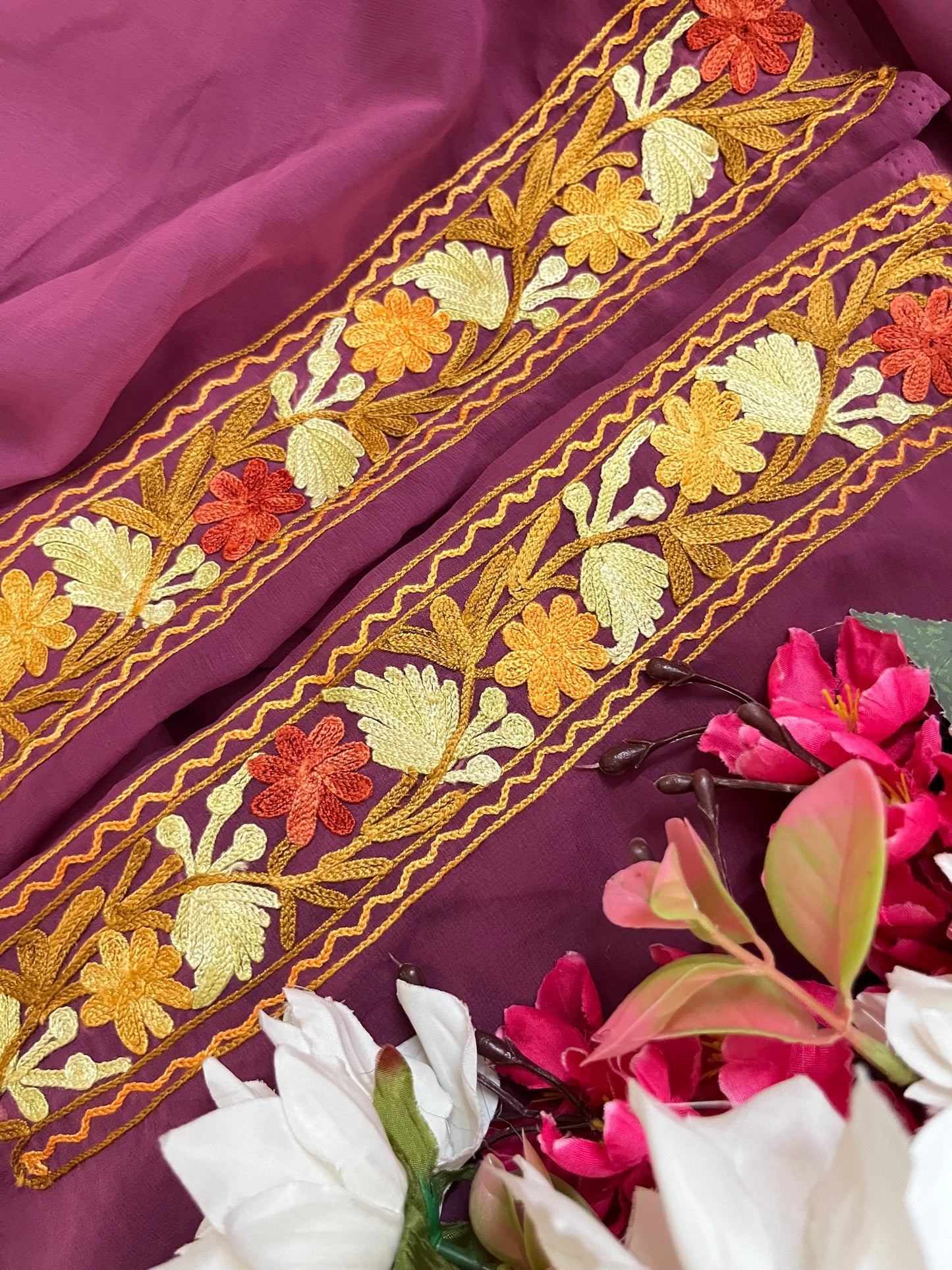Mauve Georgette 3 Pc Aari Embroidered Suit Set
