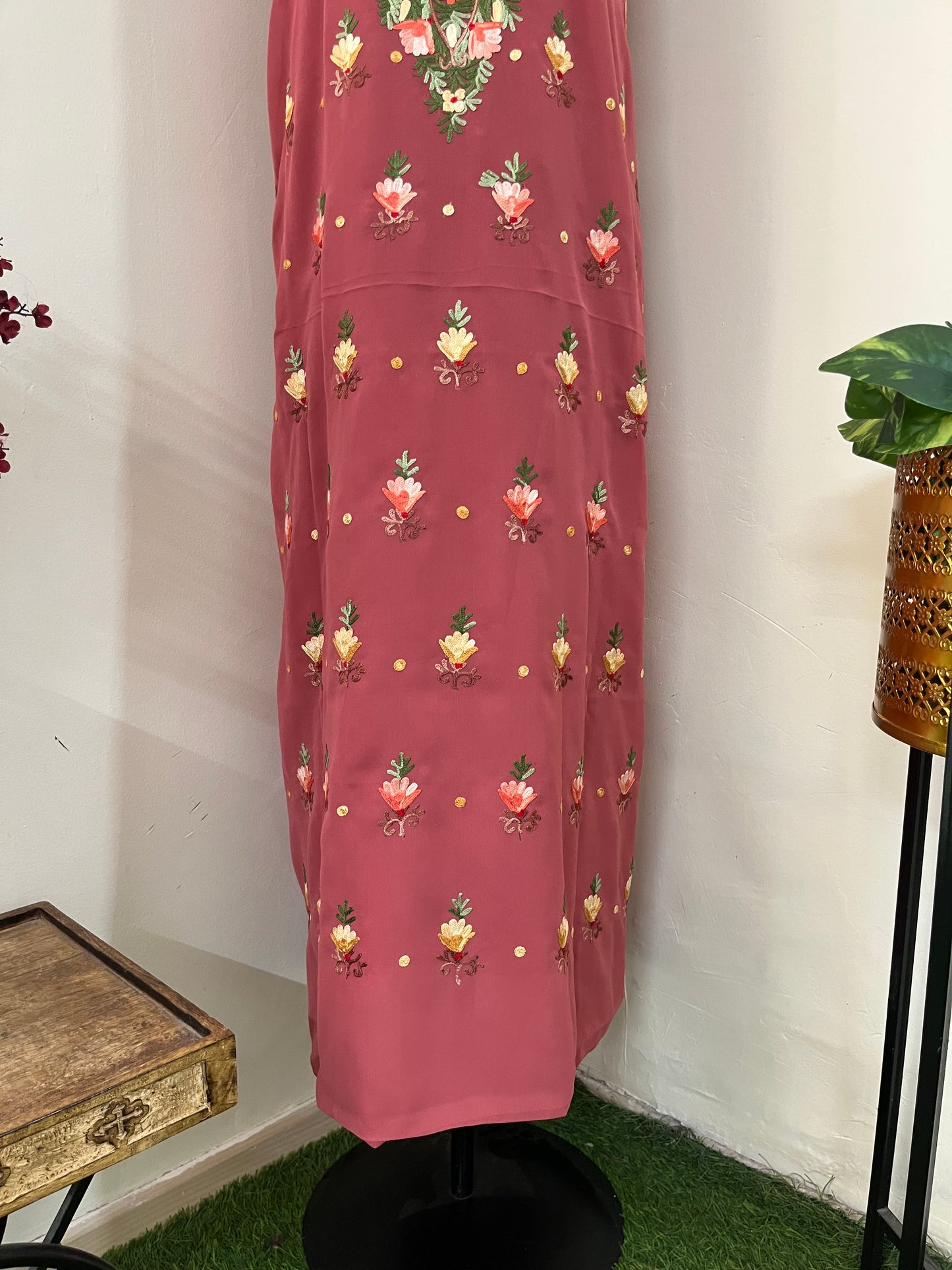 Blush Red Georgette Kashmiri Kurta Material
