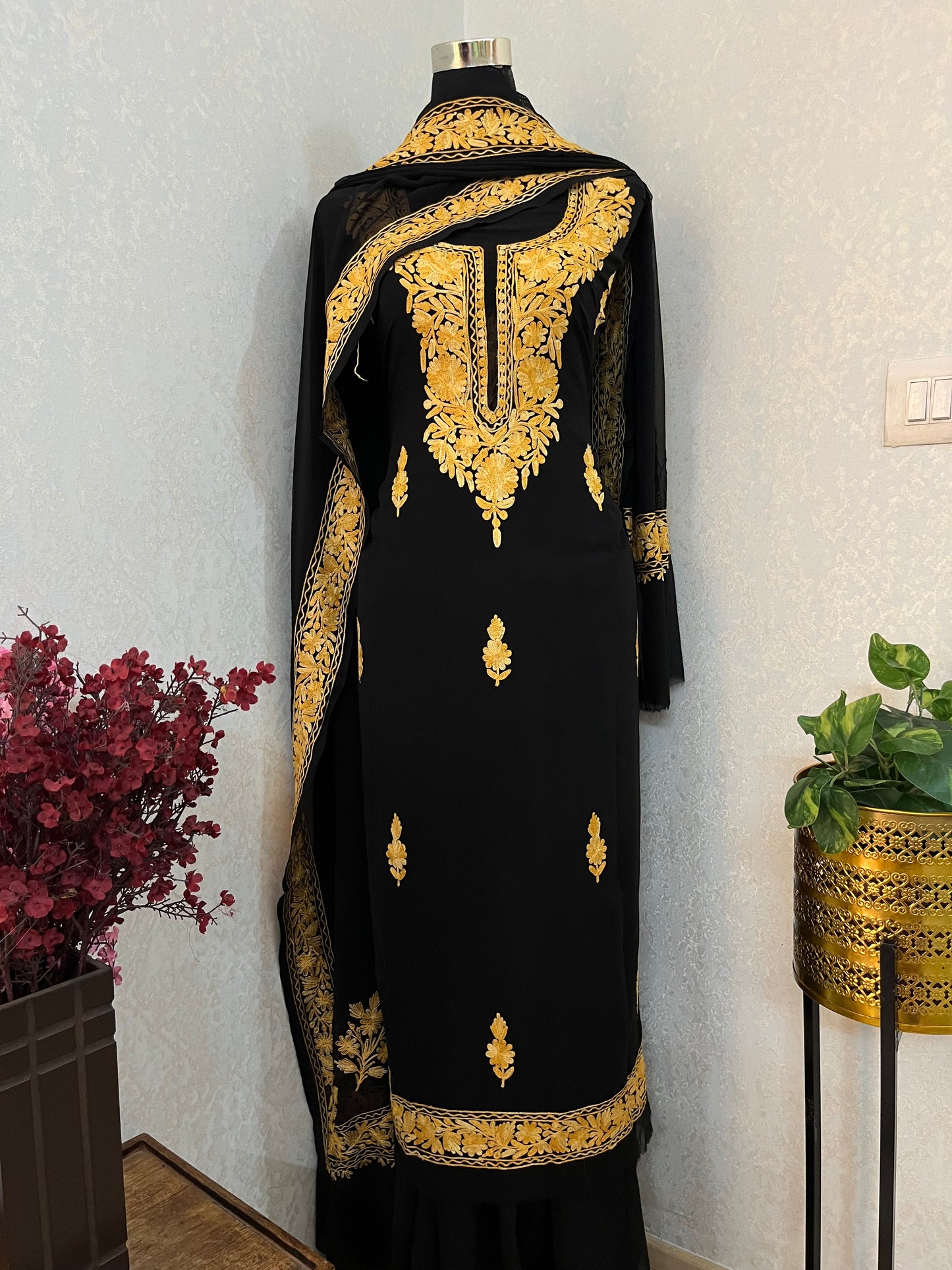 Georgette Black 3 Pc Aari Embroidered Suit Set