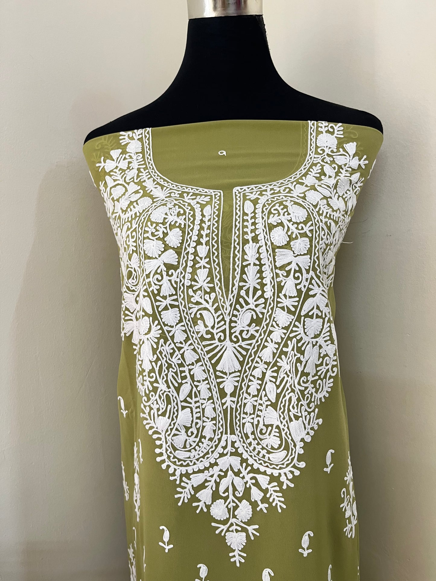 Pista Georgette Kashmiri Unstitched Kurta Material