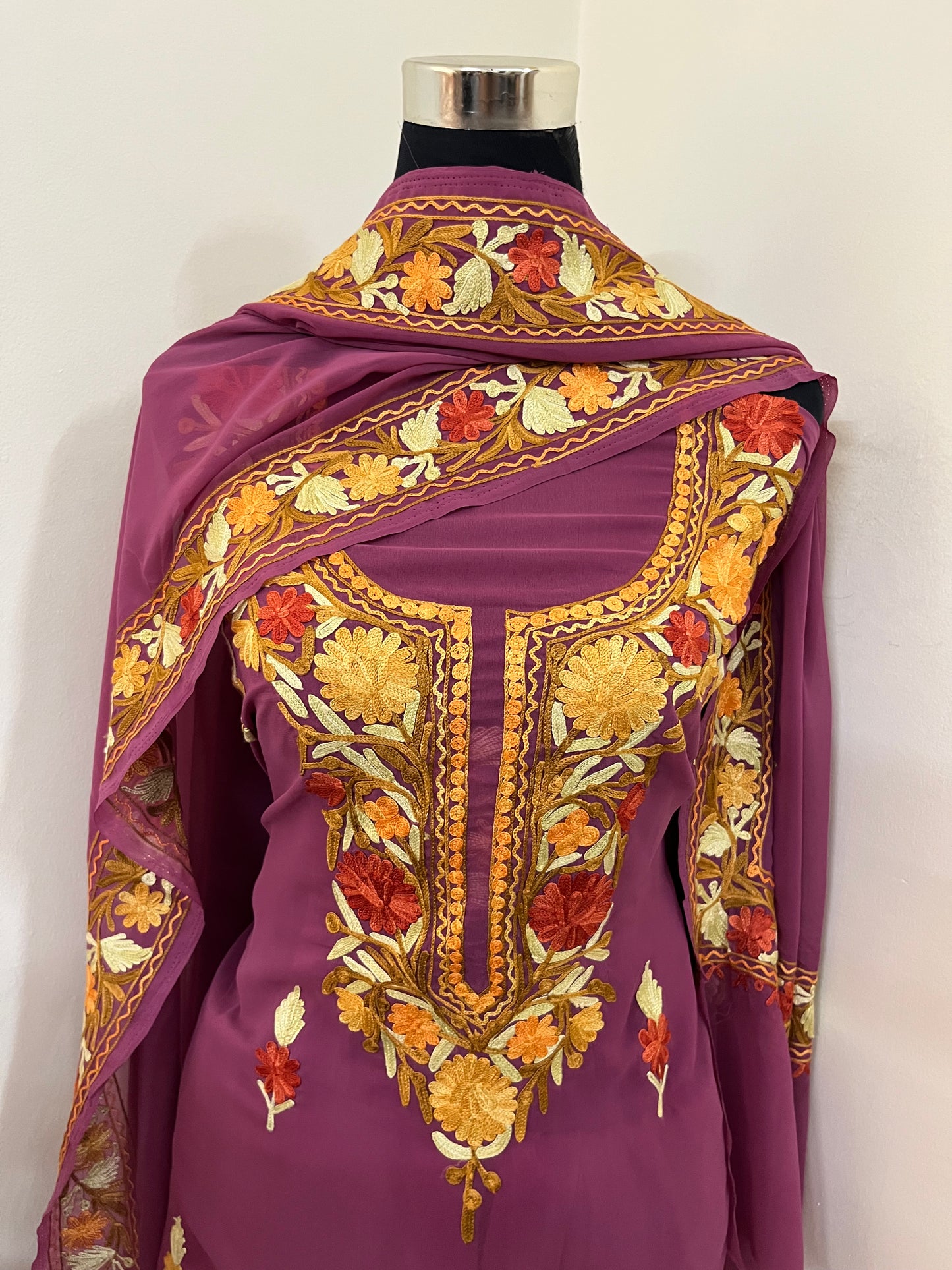Mauve Georgette 3 Pc Aari Embroidered Suit Set
