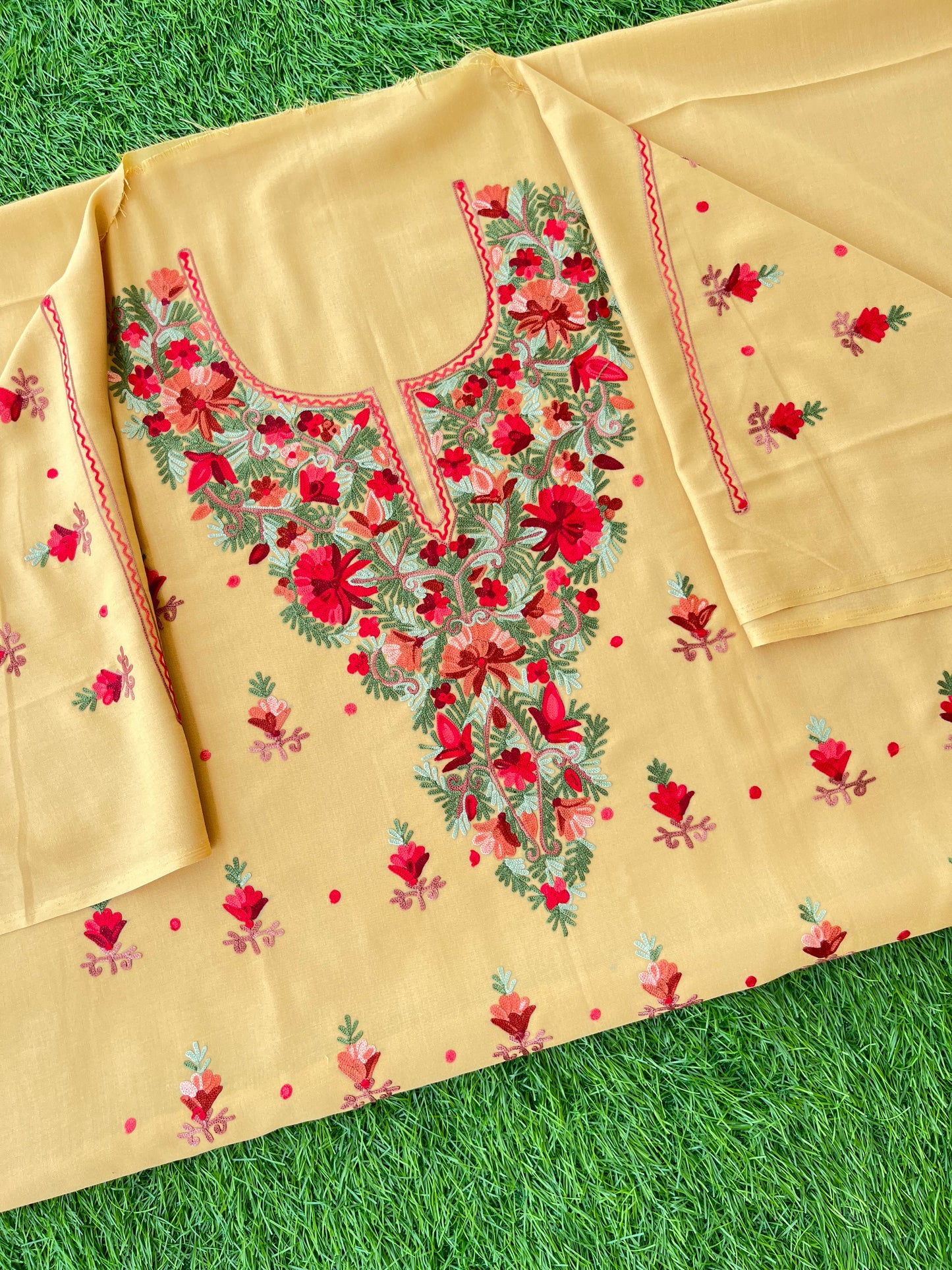 Beige Cotton Two Piece Set (Aari Embroidered)