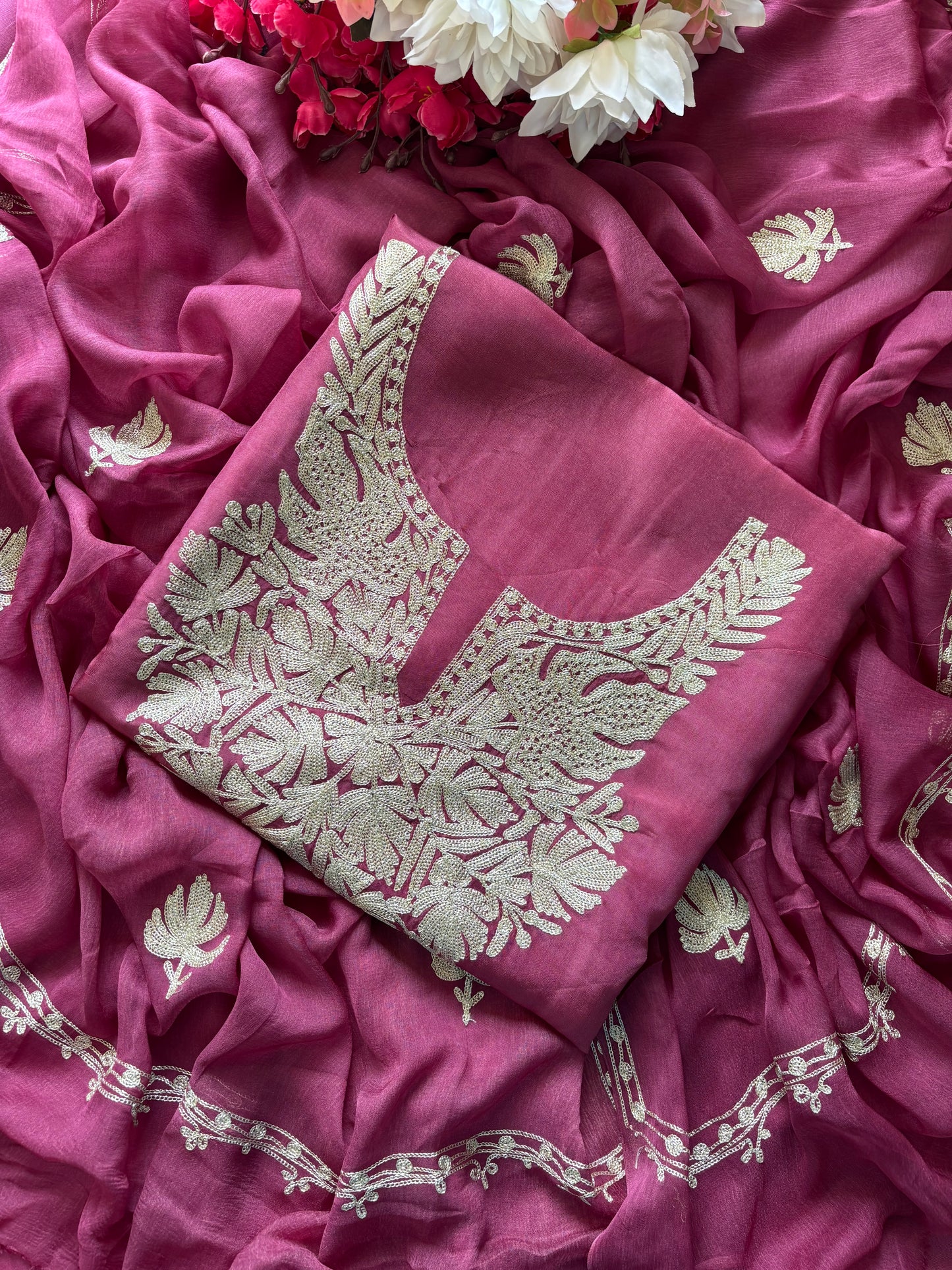 Sanam’ Onion Pink Silk Tilla Kashmiri Suit