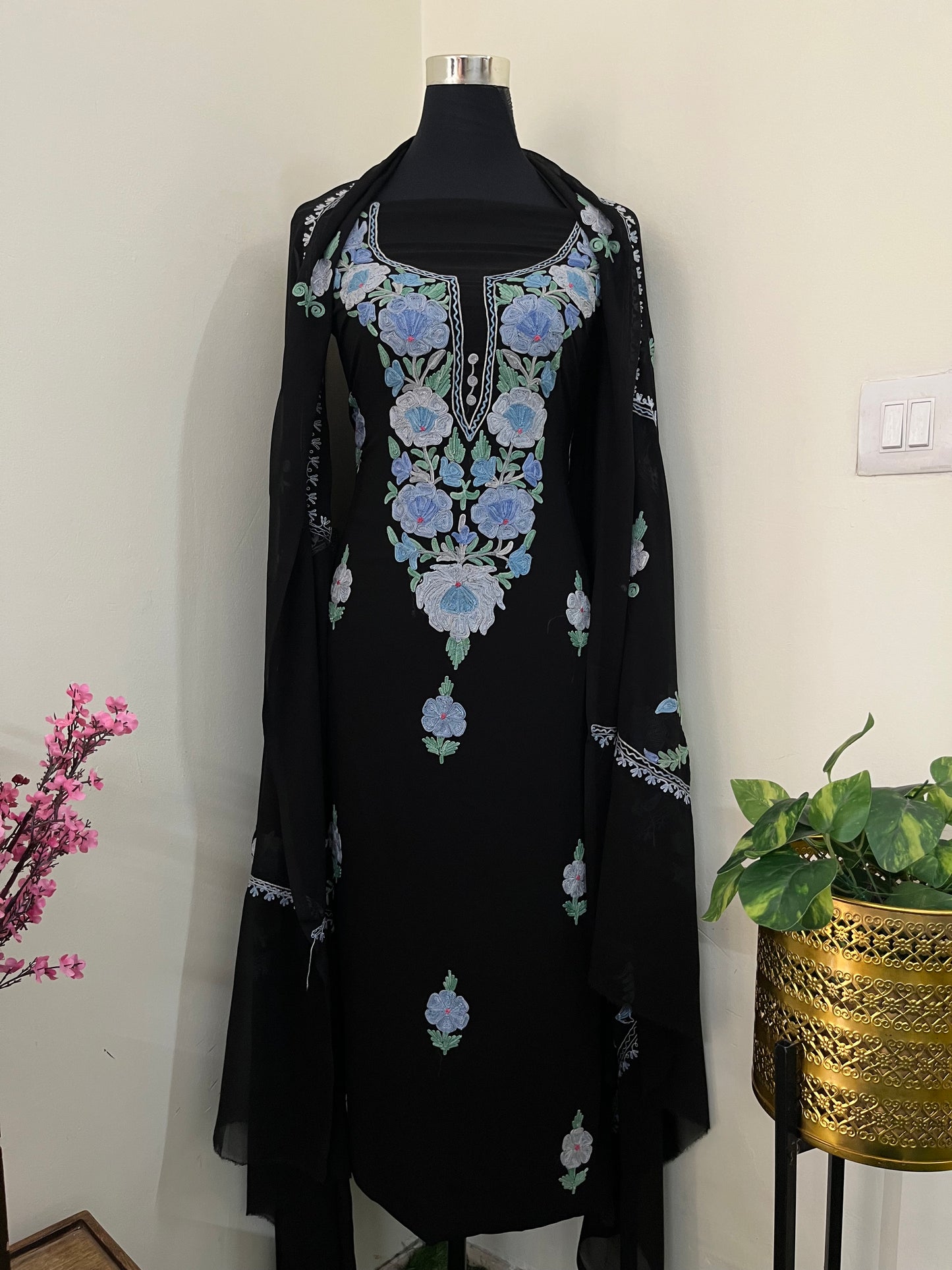Black Georgette 3 Pc Aari Embroidered Suit