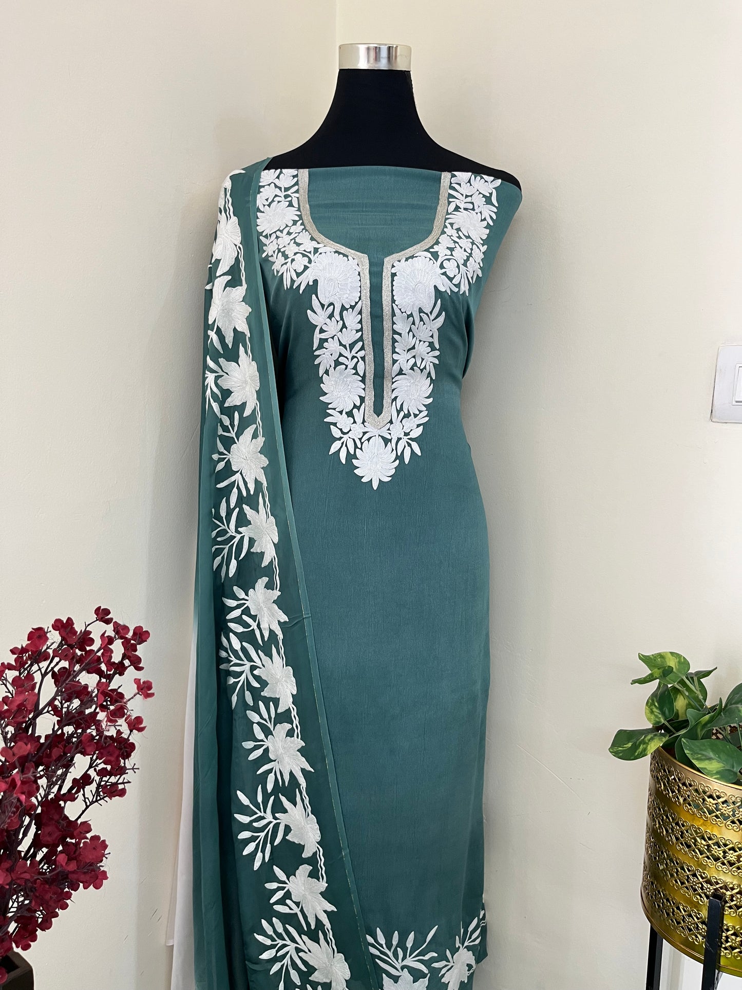 Chinon 3 Pc Aari Embroidered Suit