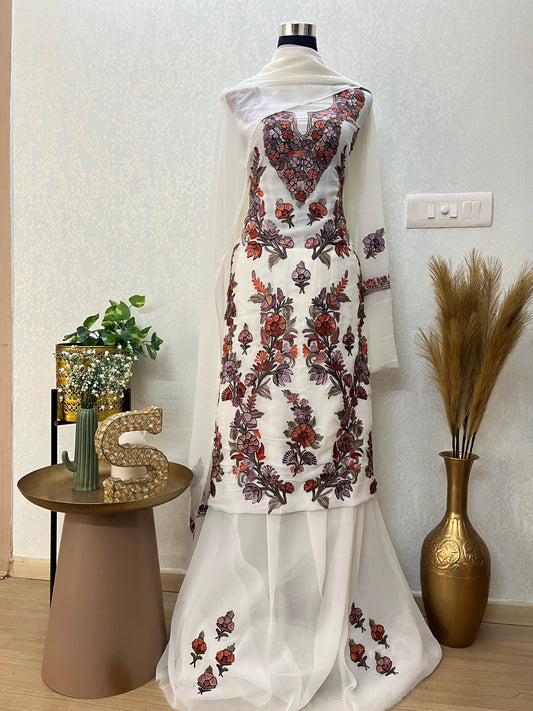 Off White Georgette 3 Pc Kashmiri Suit