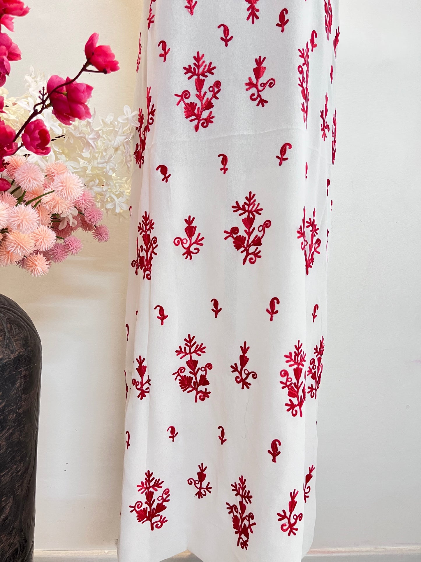 Off-White (Red) Georgette Kashmiri Kurta Material