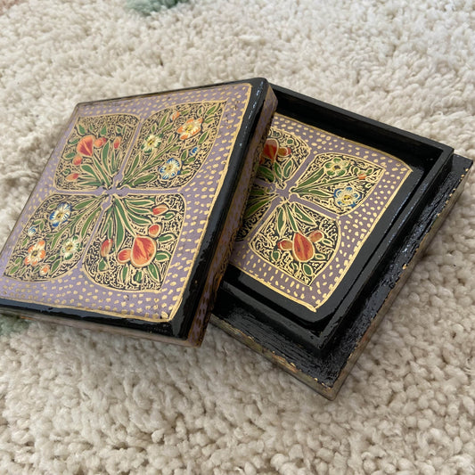 Purple Golden Chinar 4 Leaf Handmade Paper Mache Coasters