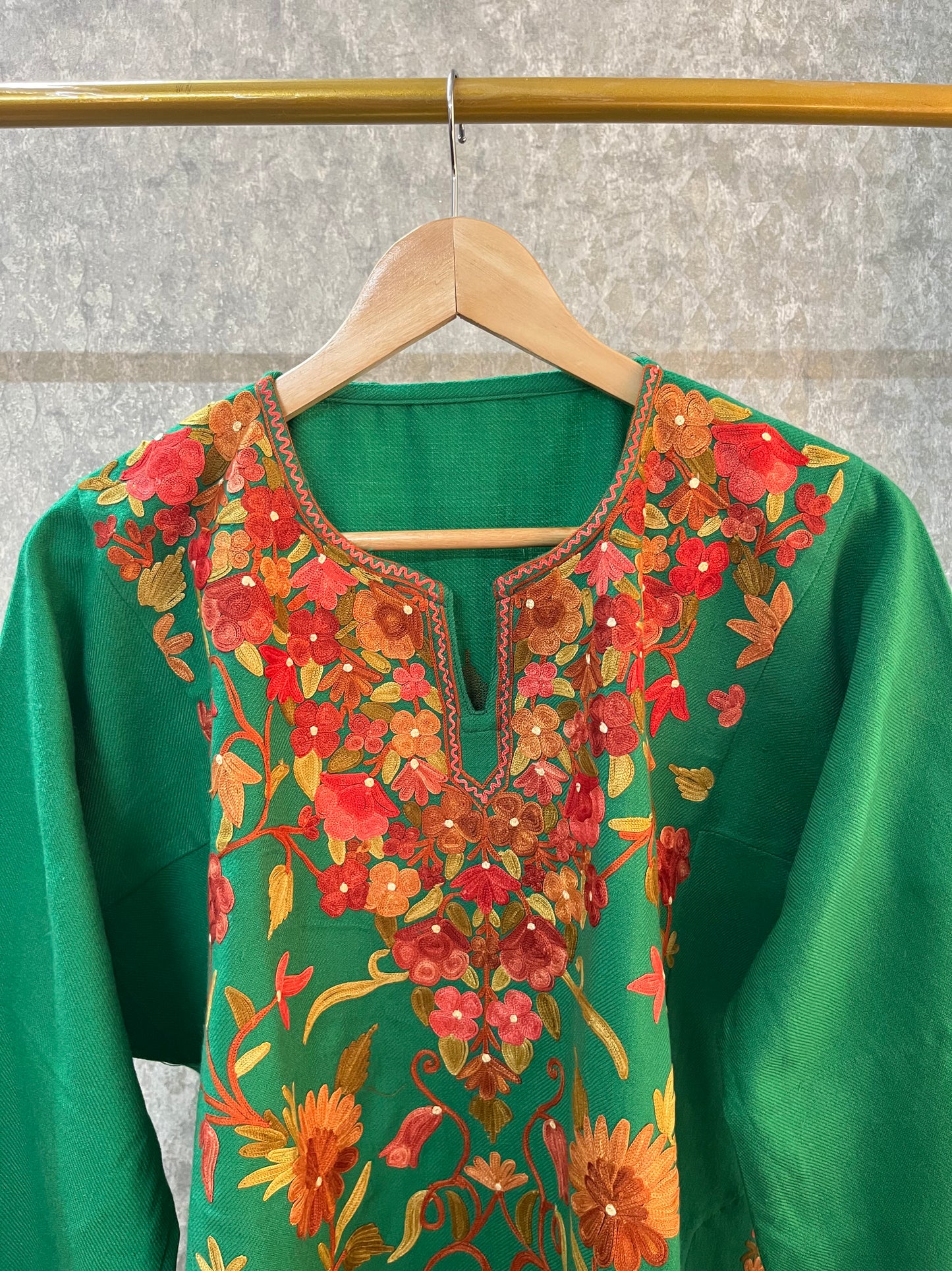 Green Aari Embroidered Wool Pheran