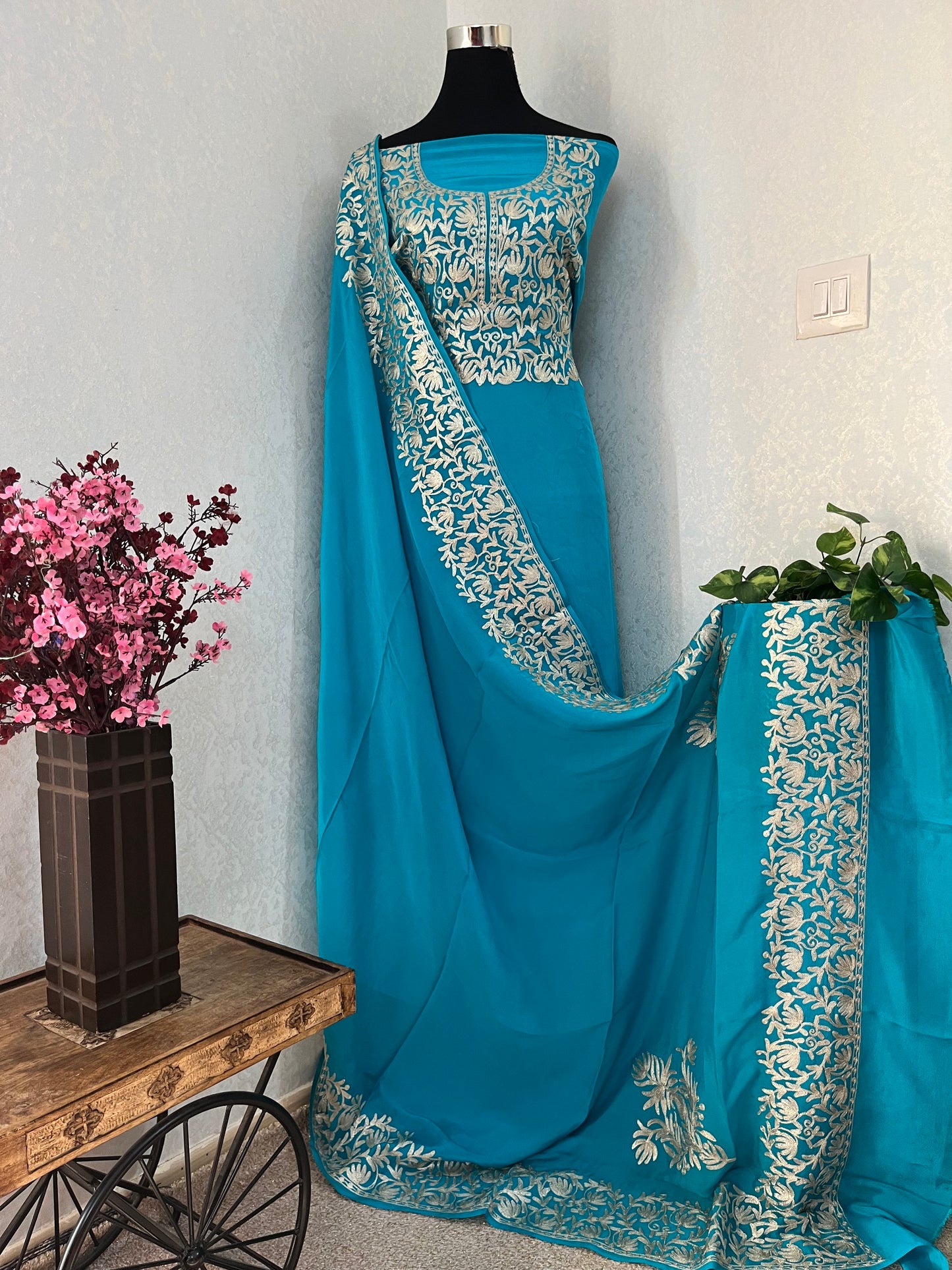 Kalaa’ Firozi Crape Kashmiri Suit