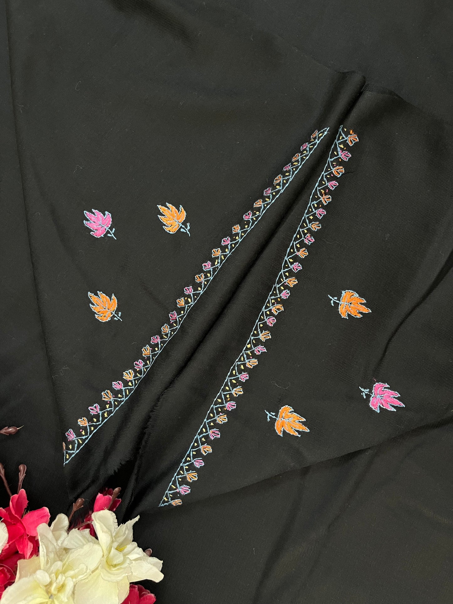 Black Fine Wool Sozni Embroidered 3pc Suit Stole
