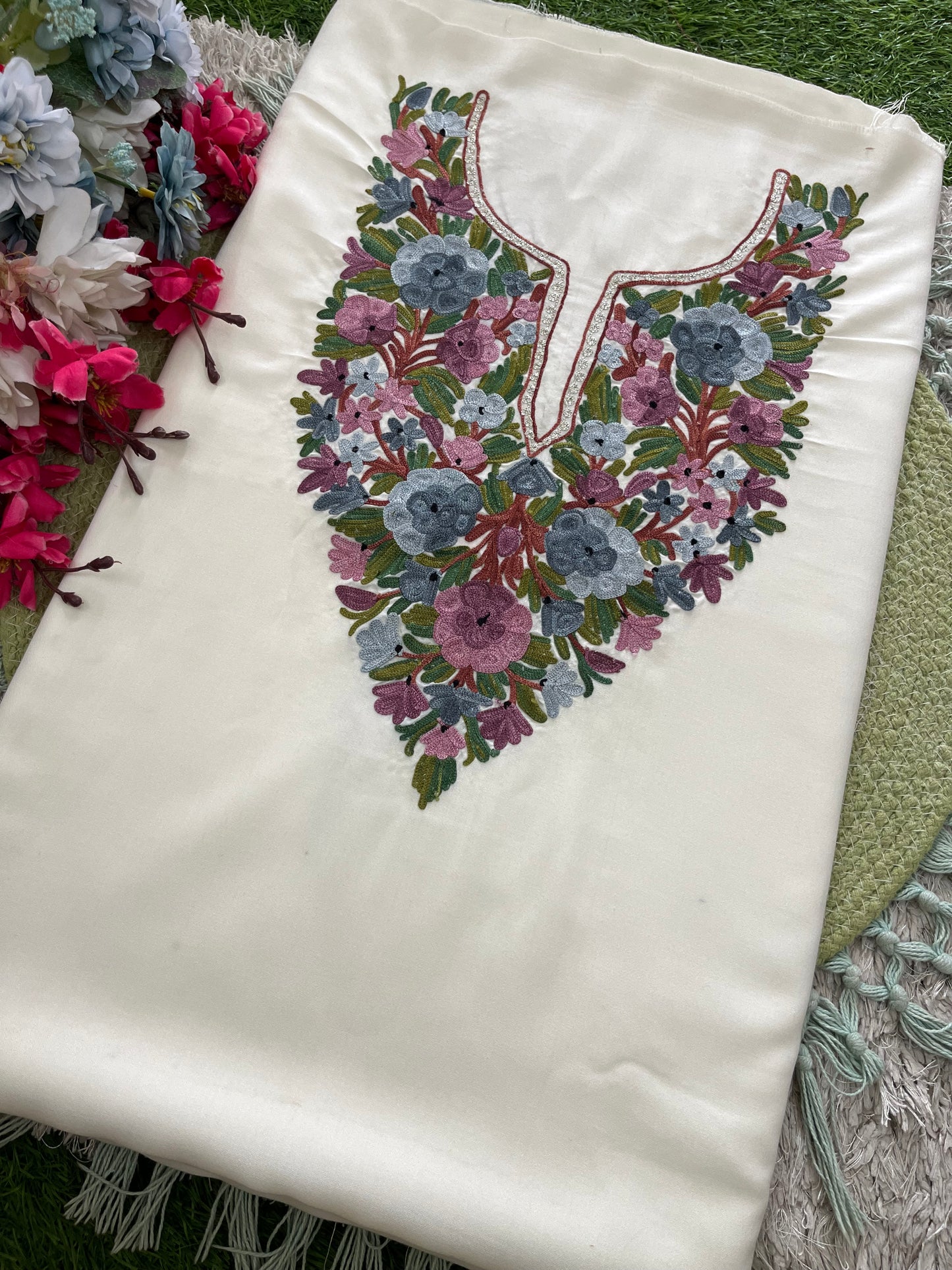 Off White Cotton Cord Set (Aari Embroidered)