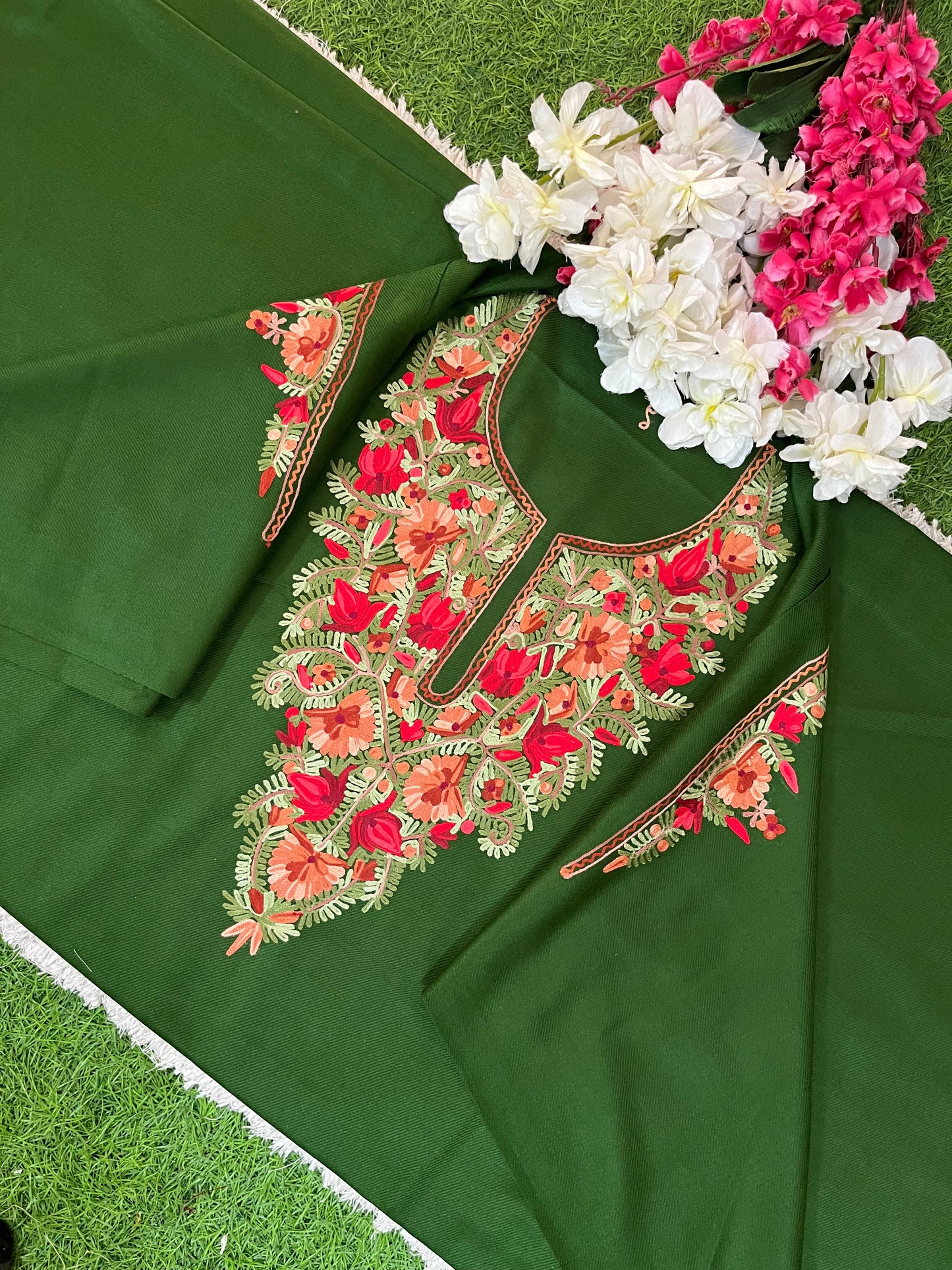 Green Woollen Aari Embroidered 2pc suit 5mtr