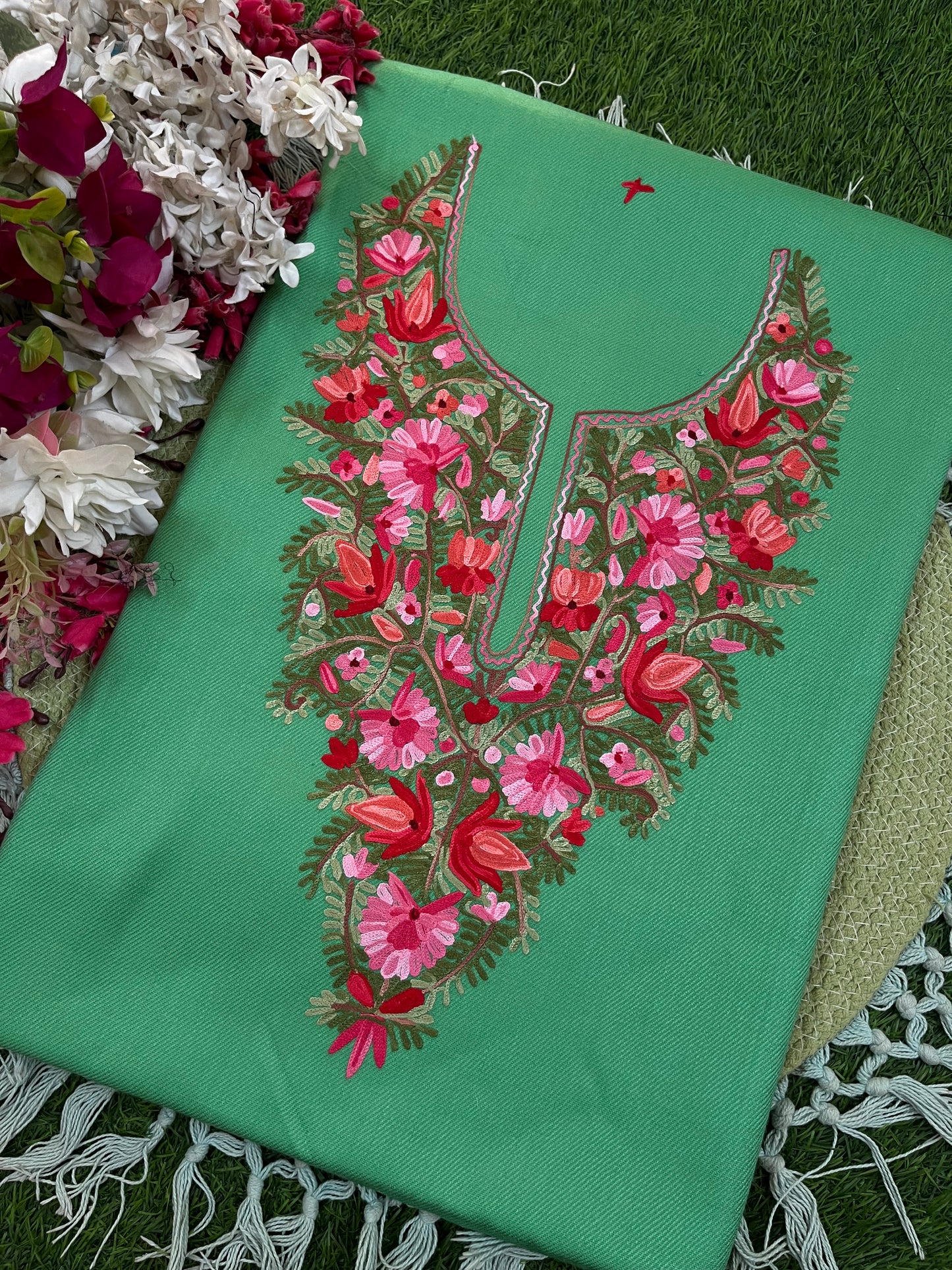 Green Woollen Aari Embroidered 2pc suit 5mtr