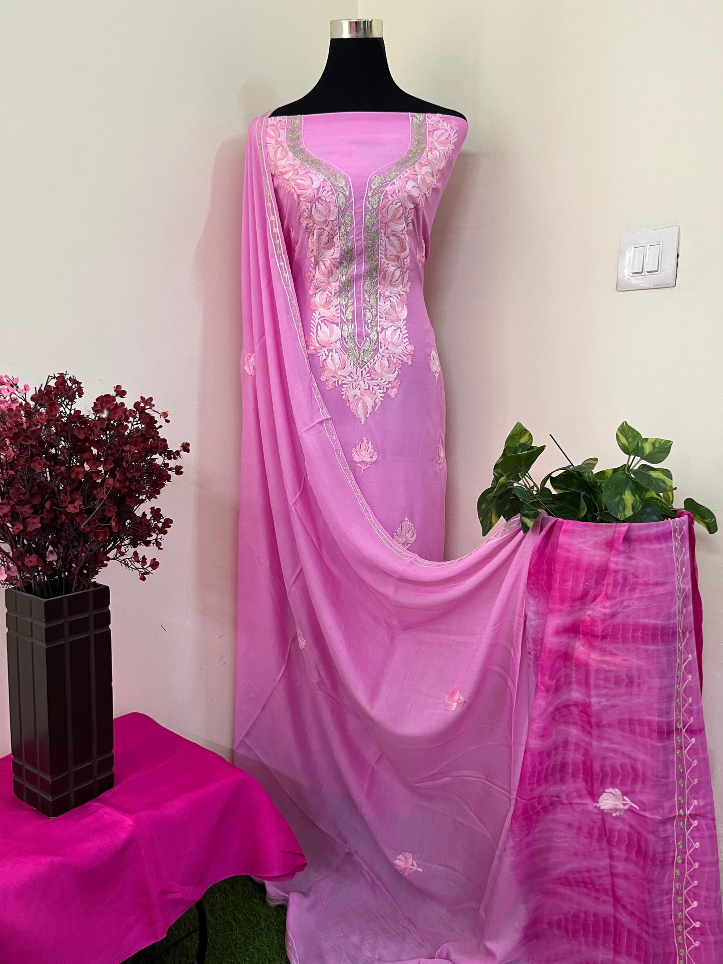 Mauve Mul Cotton Shibori Work Kashmiri 3pc Suit