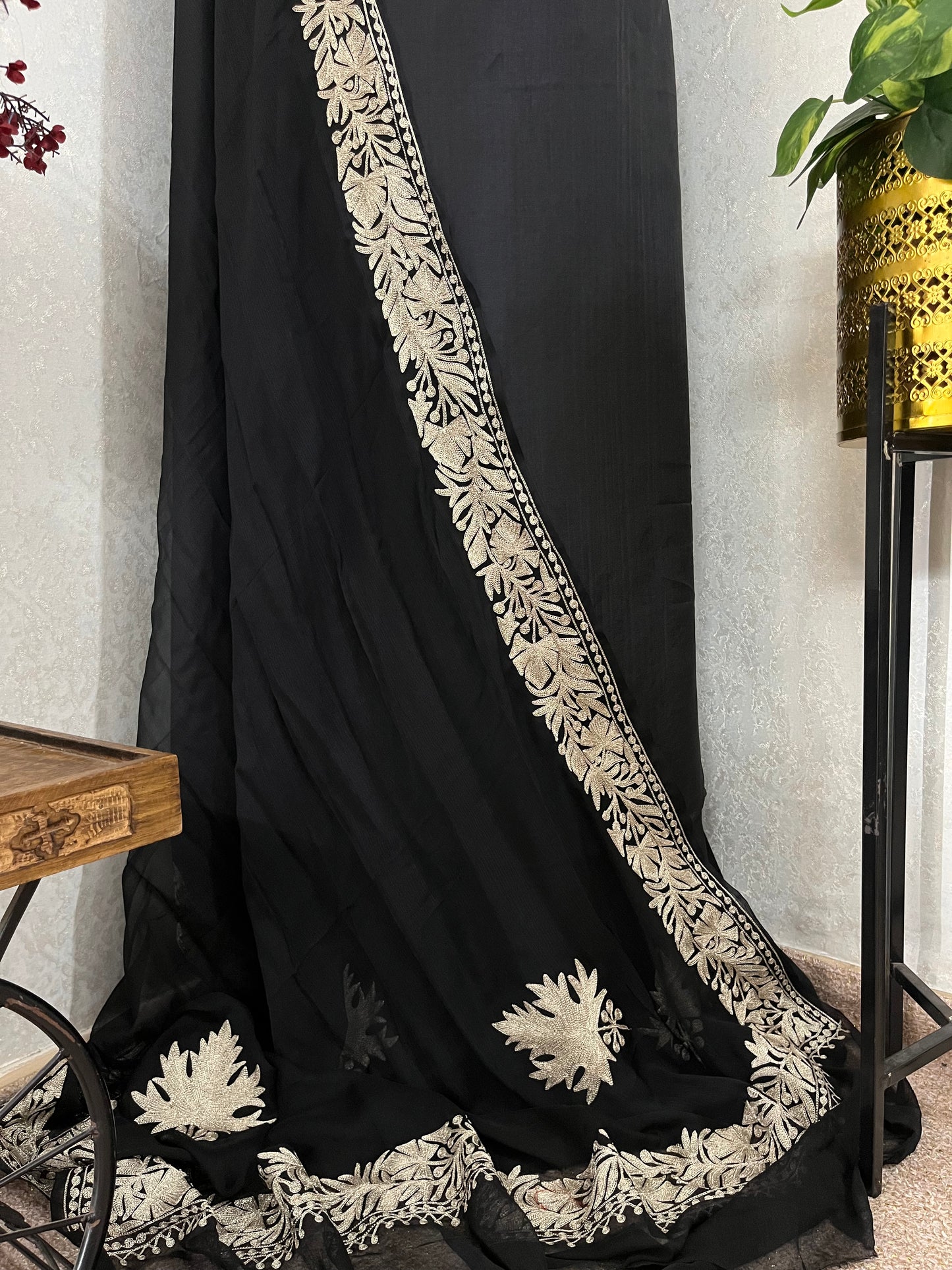 Black Sanam’ Tilla Kashmiri Silk Suit