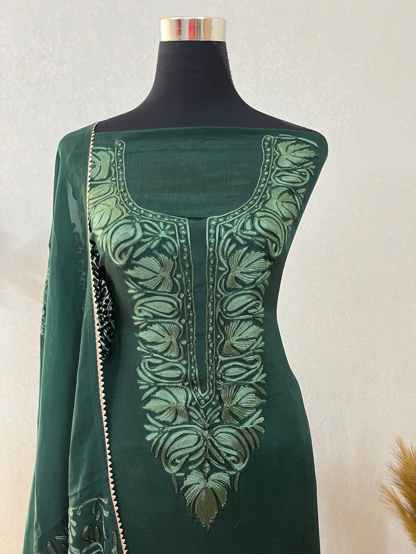 Luxury Kashmiri Embroidery Suit Set