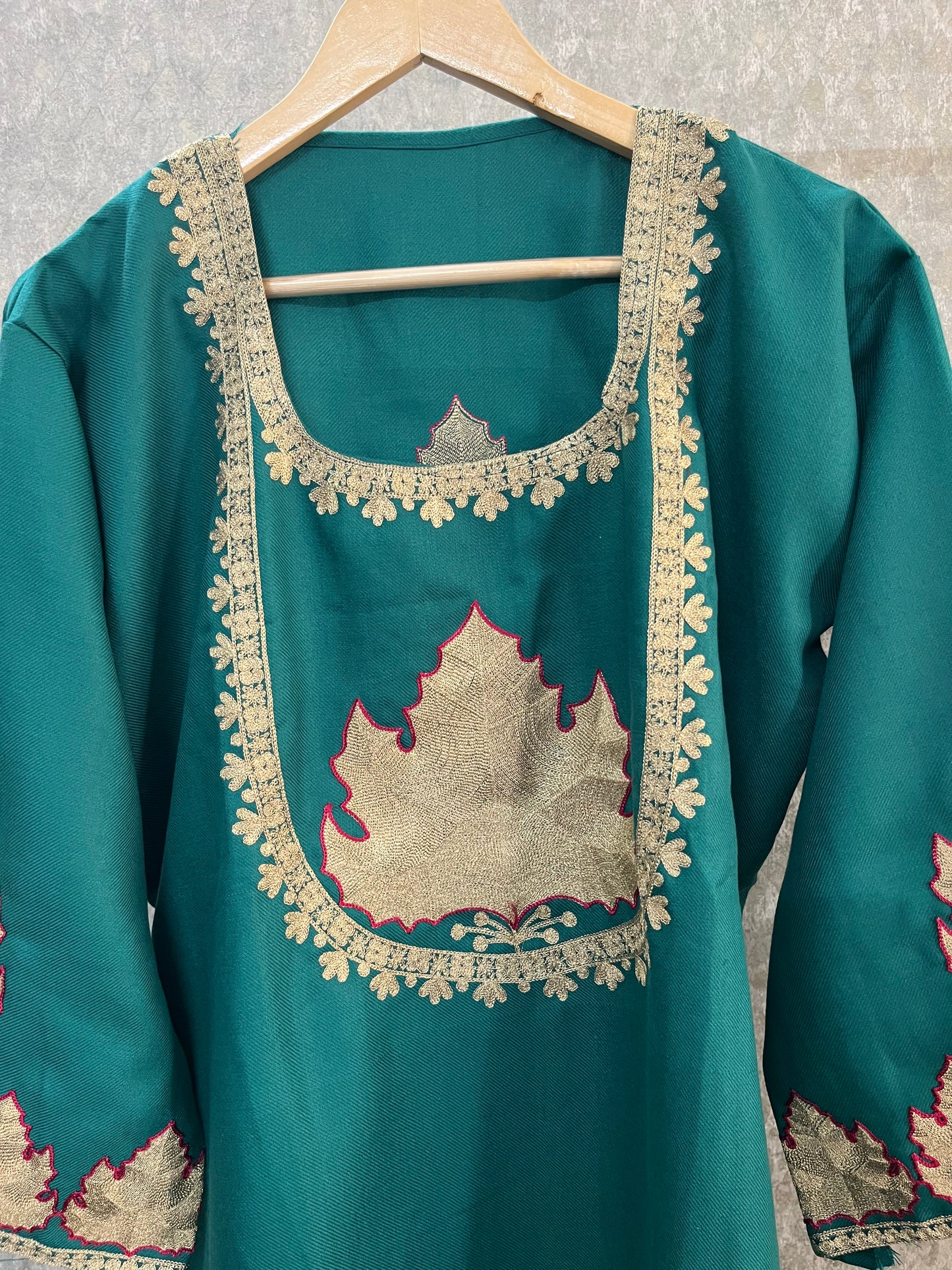 Green Woollen Kashmiri Co-Ord Set ( Size 44)