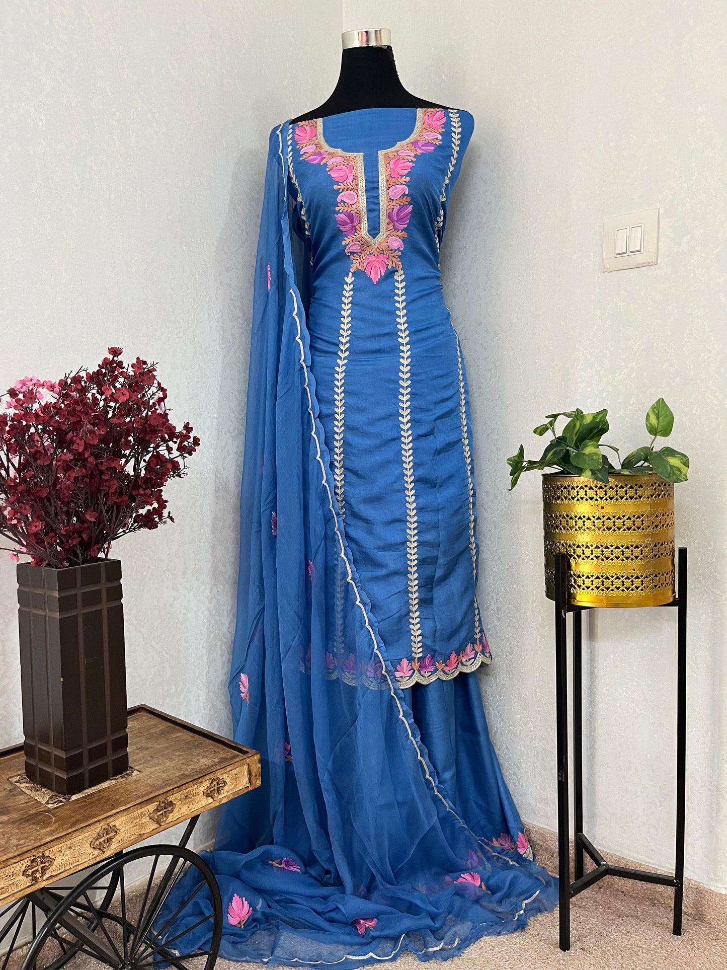 Sanam’ Silk Aari Embroidered Suit material