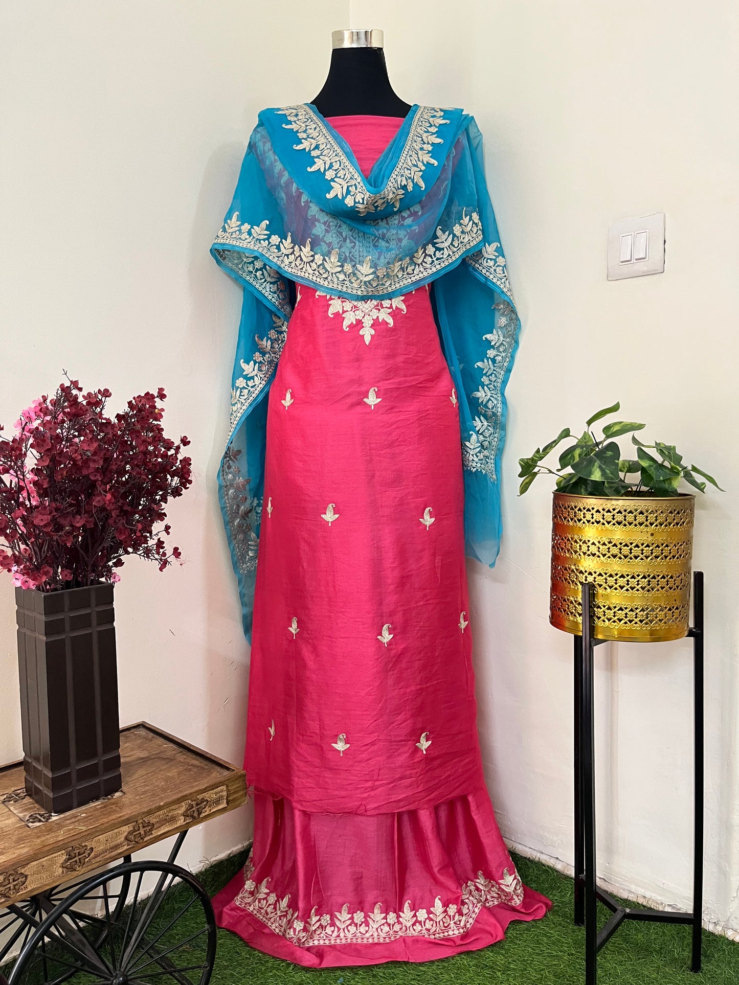 Fuchsia Pink Chanderi Silk Kashmiri Suit