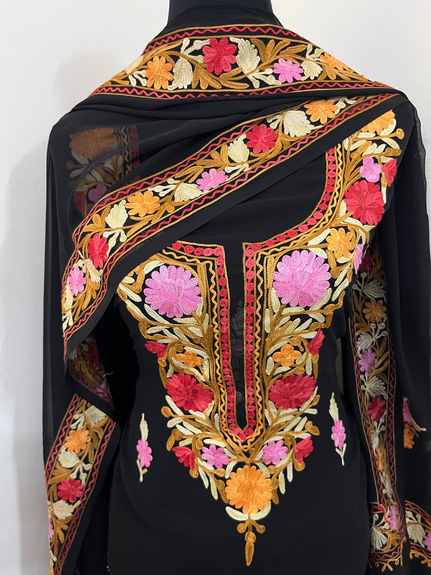 Black Georgette 3 Pc Aari Embroidered Suit Set
