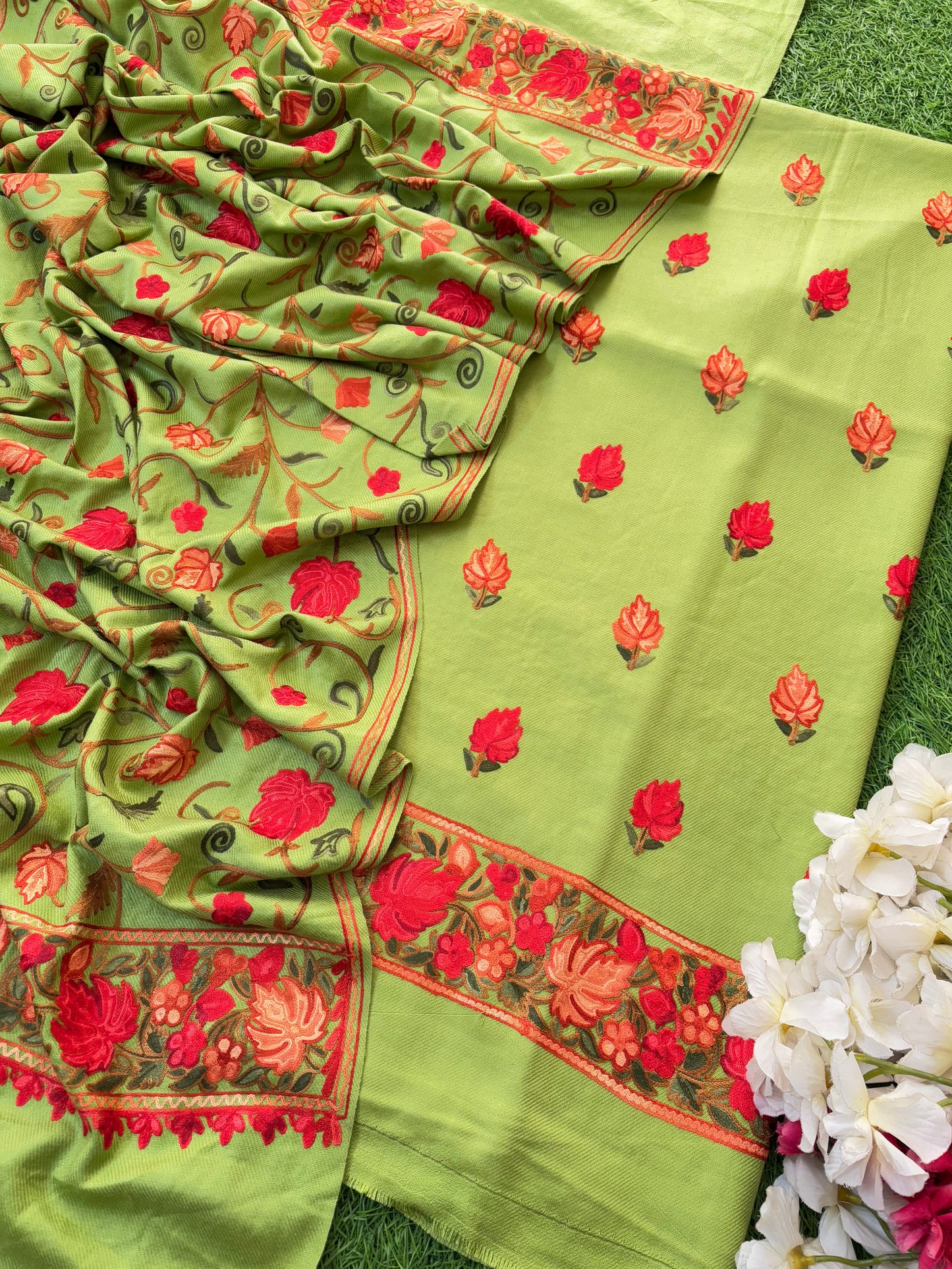 Pista Green Chinar Woollen Aari Embroidered 3pc Suit Stole