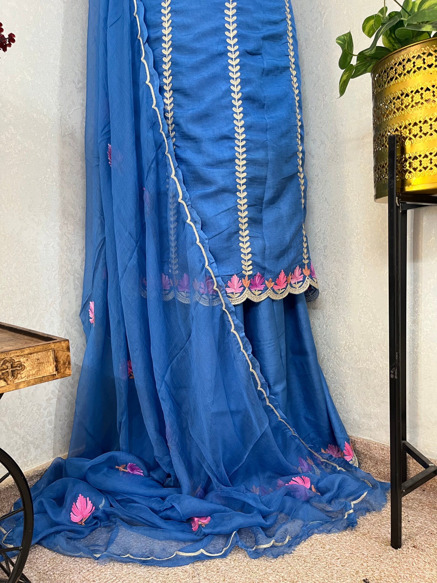 Sanam’ Silk Aari Embroidered Suit material
