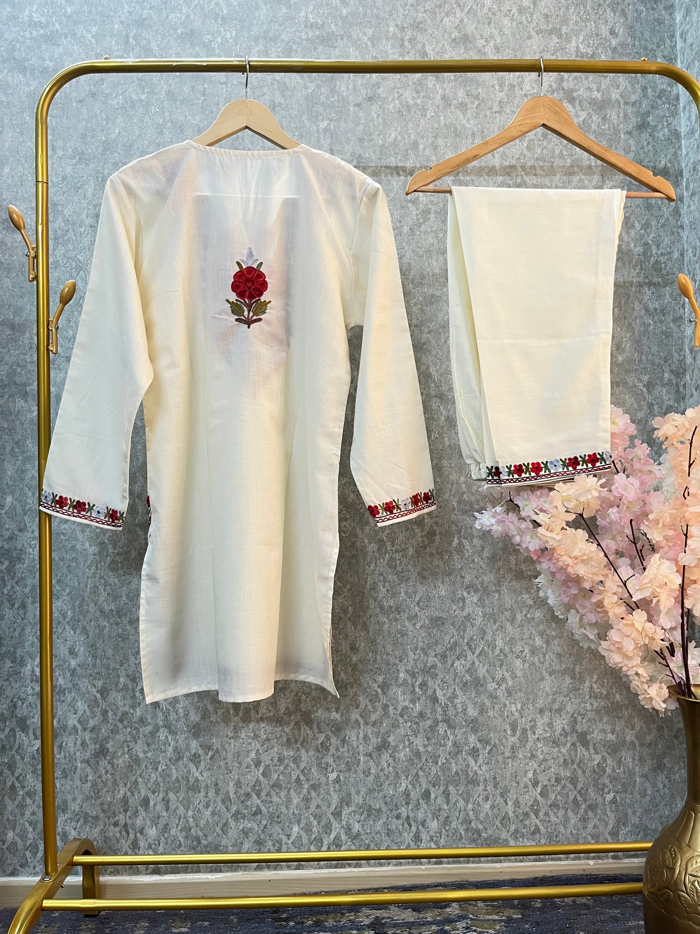 Off White Cotton Stitched Co-ord Set (38)